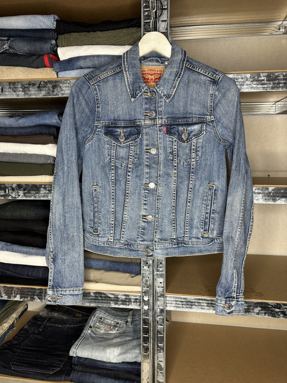 Levi's Levi’s Levi Strauss & Co Denim Jeans Trucker Jacket Size S Size S / US 4 / IT 40 - 1 Thumbnail