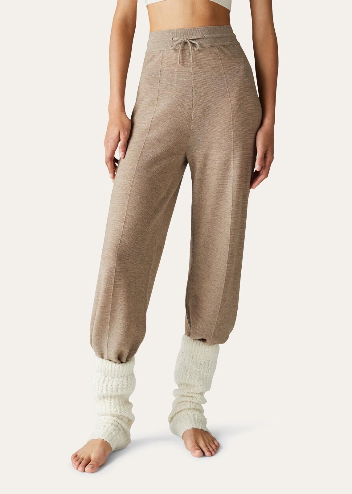 Loro Piana o1srvl11e1124 Cocooning Regular-Fit Cropped Joggers in Beige Size 27" / US 4 / IT 40 - 2 Thumbnail