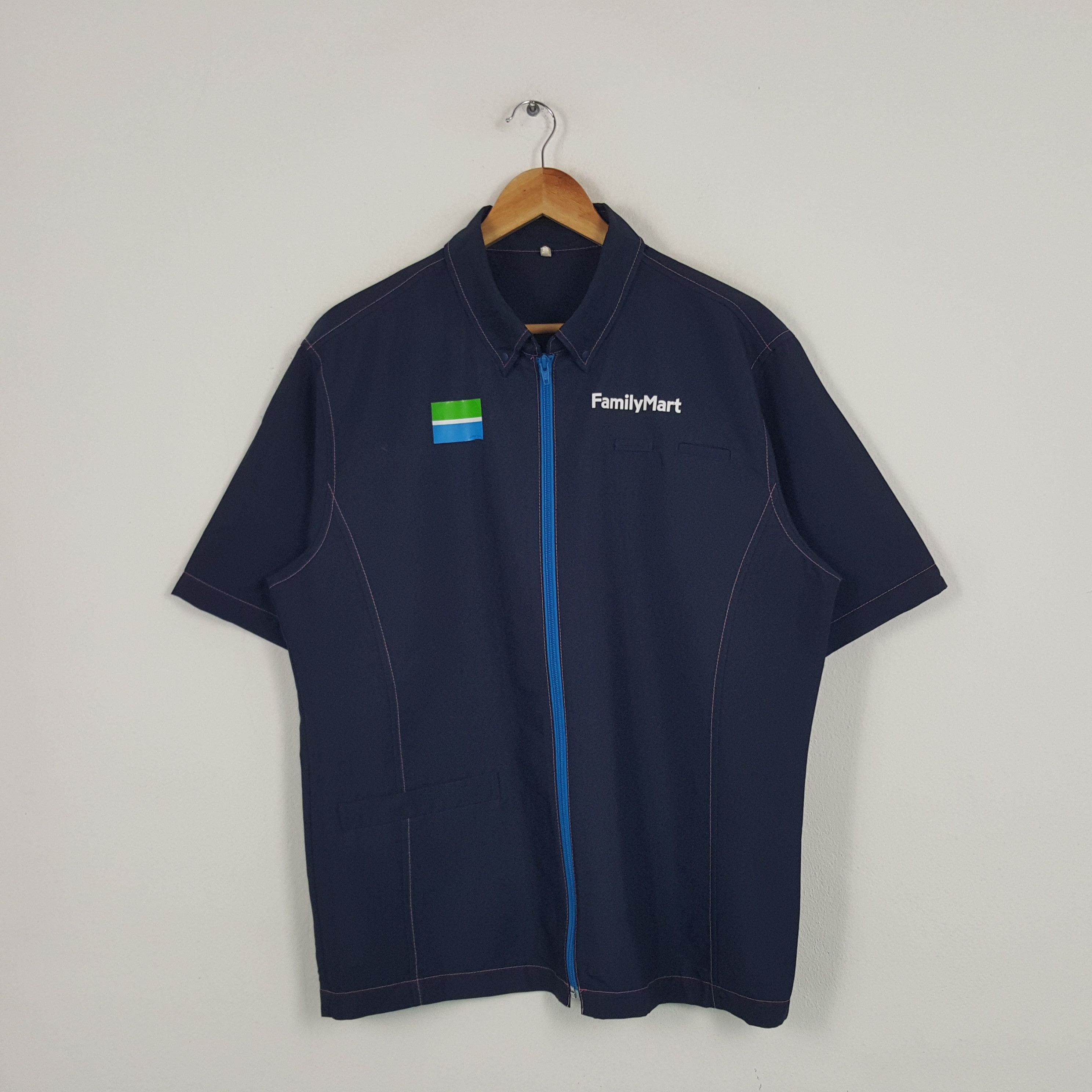 Japanese Brand × Vintage Vintage Family Mart Japanese Brand Staff Jacket Size US L / EU 52-54 / 3 - 3 Thumbnail