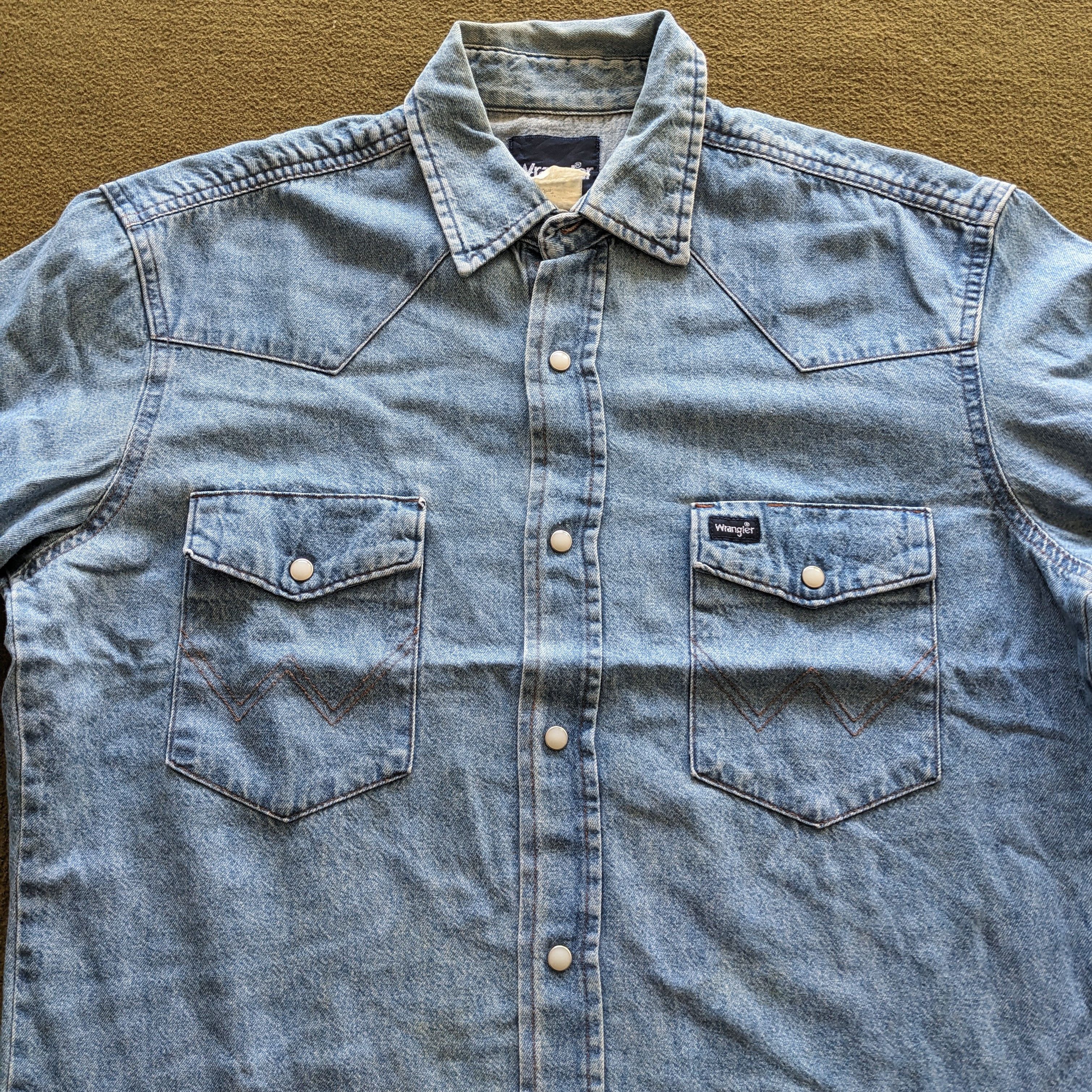 Wrangler Vintage Wrangler Brand Denim Shirts Size US M / EU 48-50 / 2 - 2 Thumbnail