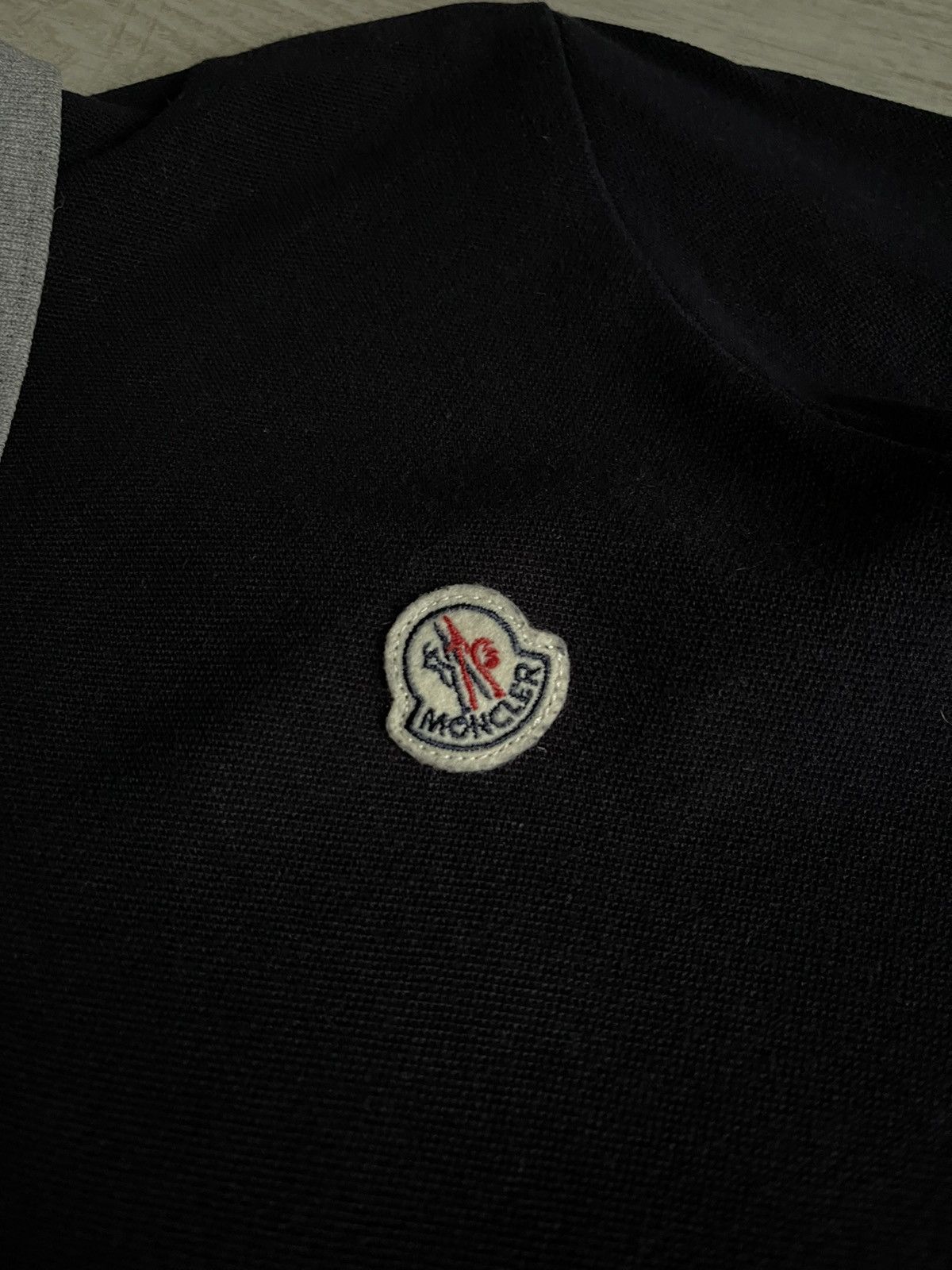 Moncler Moncler Polo Long Sleeve Size 14 years Blue Size US S / EU 44-46 / 1 - 3 Thumbnail
