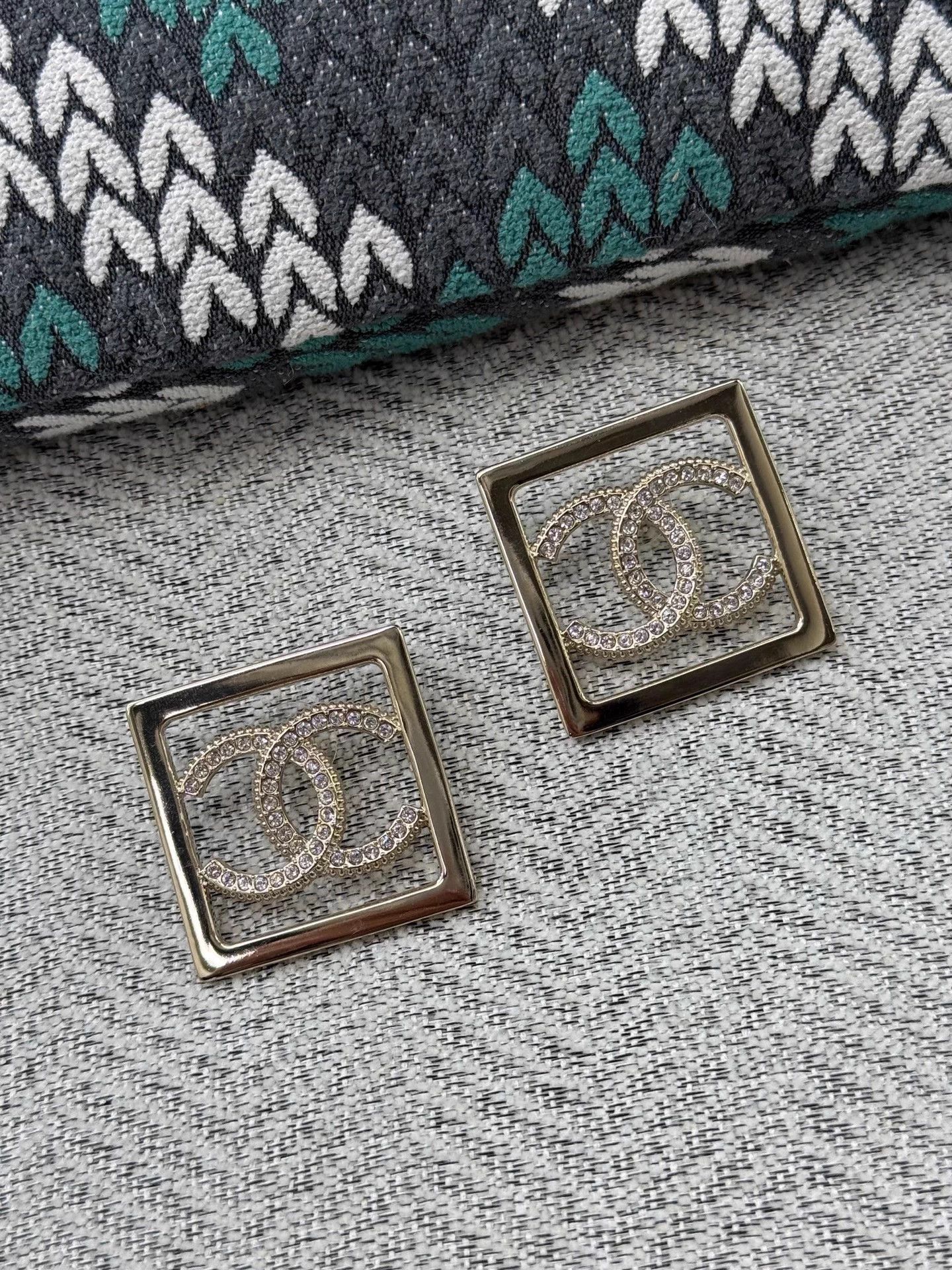 Chanel Chanel Large Square CC Logo Earrings New Size ONE SIZE - 2 Thumbnail