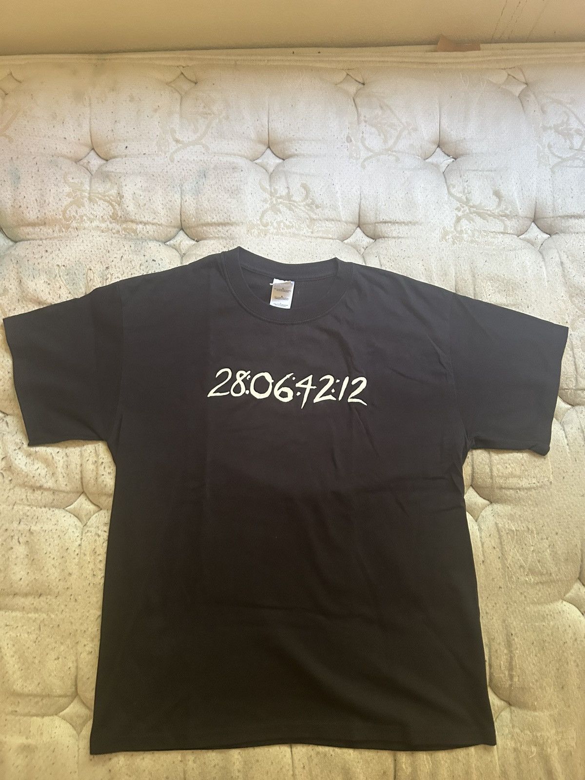 Gildan Donnie darko movie promo Size US L / EU 52-54 / 3 - 1 Thumbnail