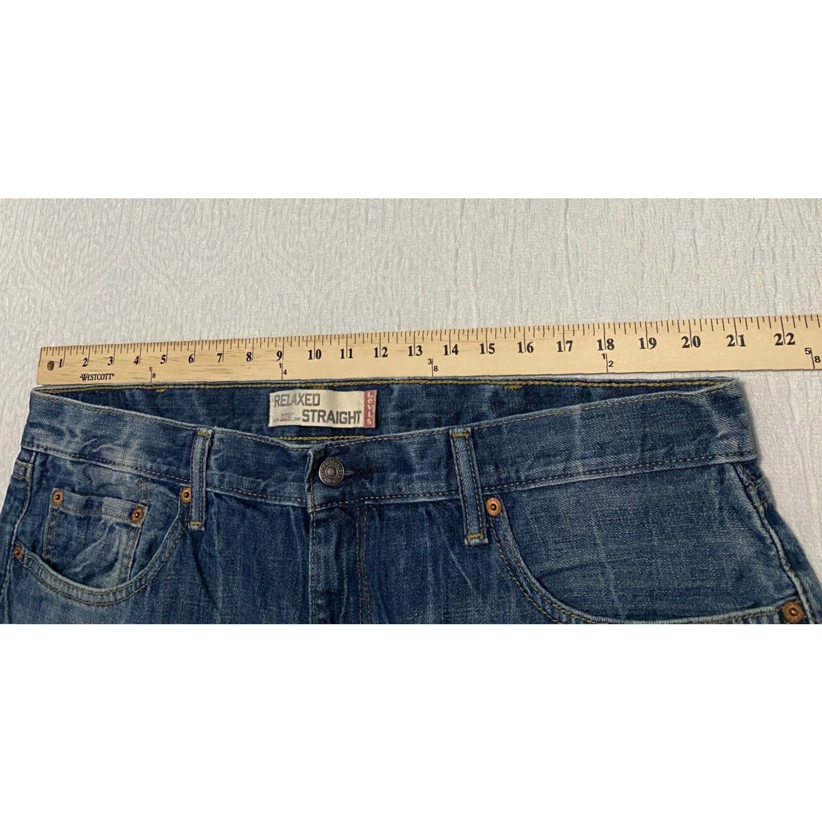 Levi's Levis 559 Relaxed Straight Jeans Size 40×30 Blue Faded Whiskers Wide Leg Mens Size US 40 / EU 56 - 5 Thumbnail