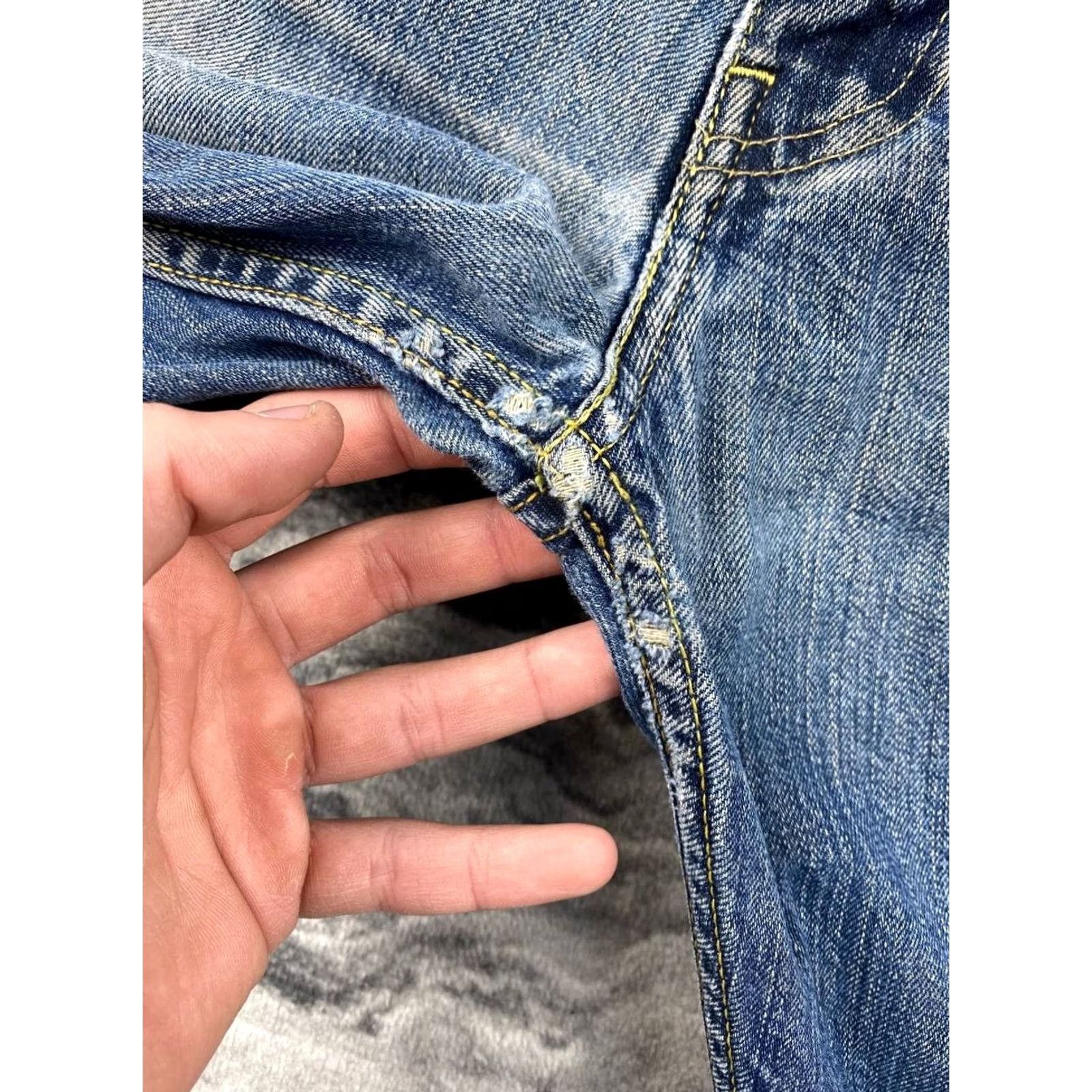 Levi's VINTAGE Levi's 503 Denim Jeans Men 32x34 Blue Straight 5-Pocket Regular Size 32 Product Line Levi's 500 Series Jeans Size US 32 / EU 48 - 2 Thumbnail