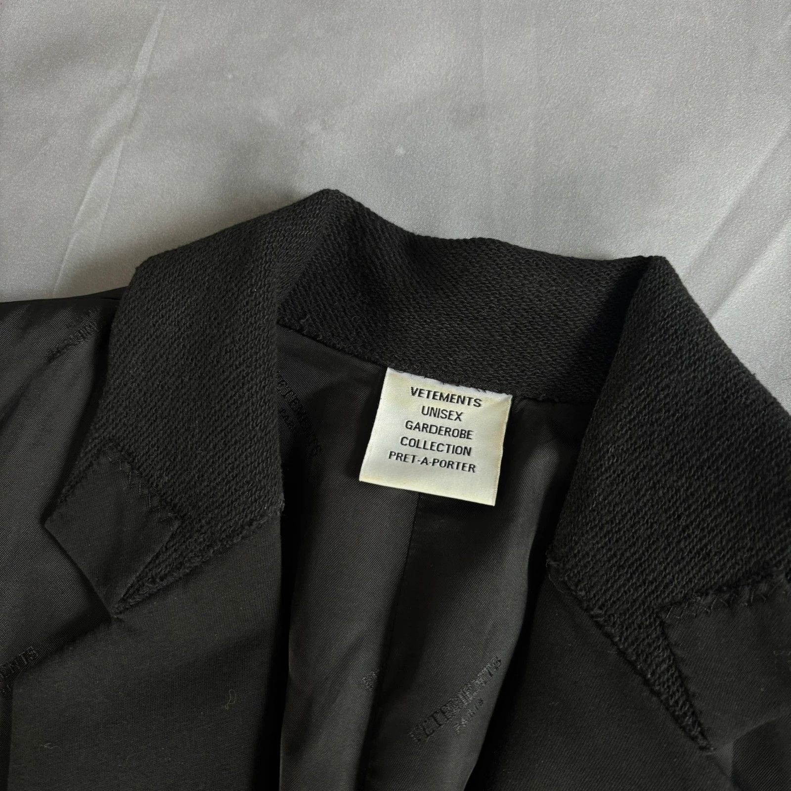 Vetements Rare Vetements blazer inside out Size US XS / EU 42 / 0 - 4 Thumbnail