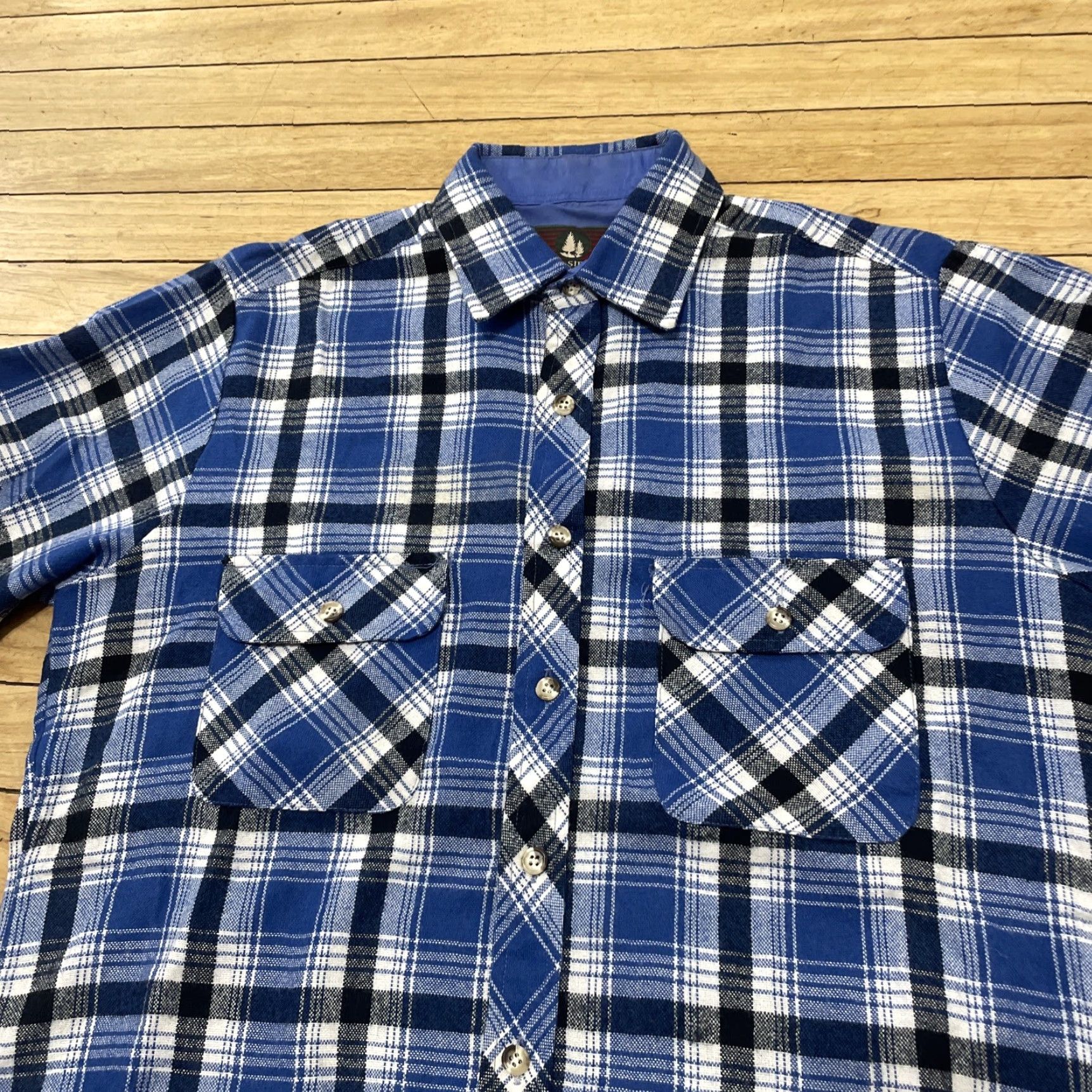 High Sierra VINTAGE High Sierra Flannel Shirt Men M Blue Plaid Western 90s Light Cotton Button-Up Redefined for Search (90s, western, vintage) Mens Size US M / EU 48-50 / 2 - 4 Thumbnail