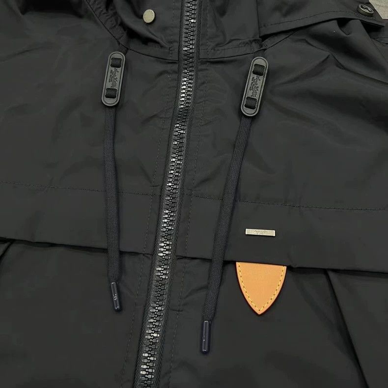Louis Vuitton Louis Vuitton MultiPocket Hooded Jacket-2506 Size US M / EU 48-50 / 2 - 3 Thumbnail