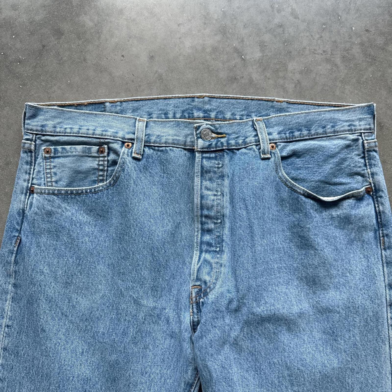 Levi's Levi's 501 Straight Leg Light Wash Vintage Jeans Size US 38 / EU 54 - 3 Thumbnail