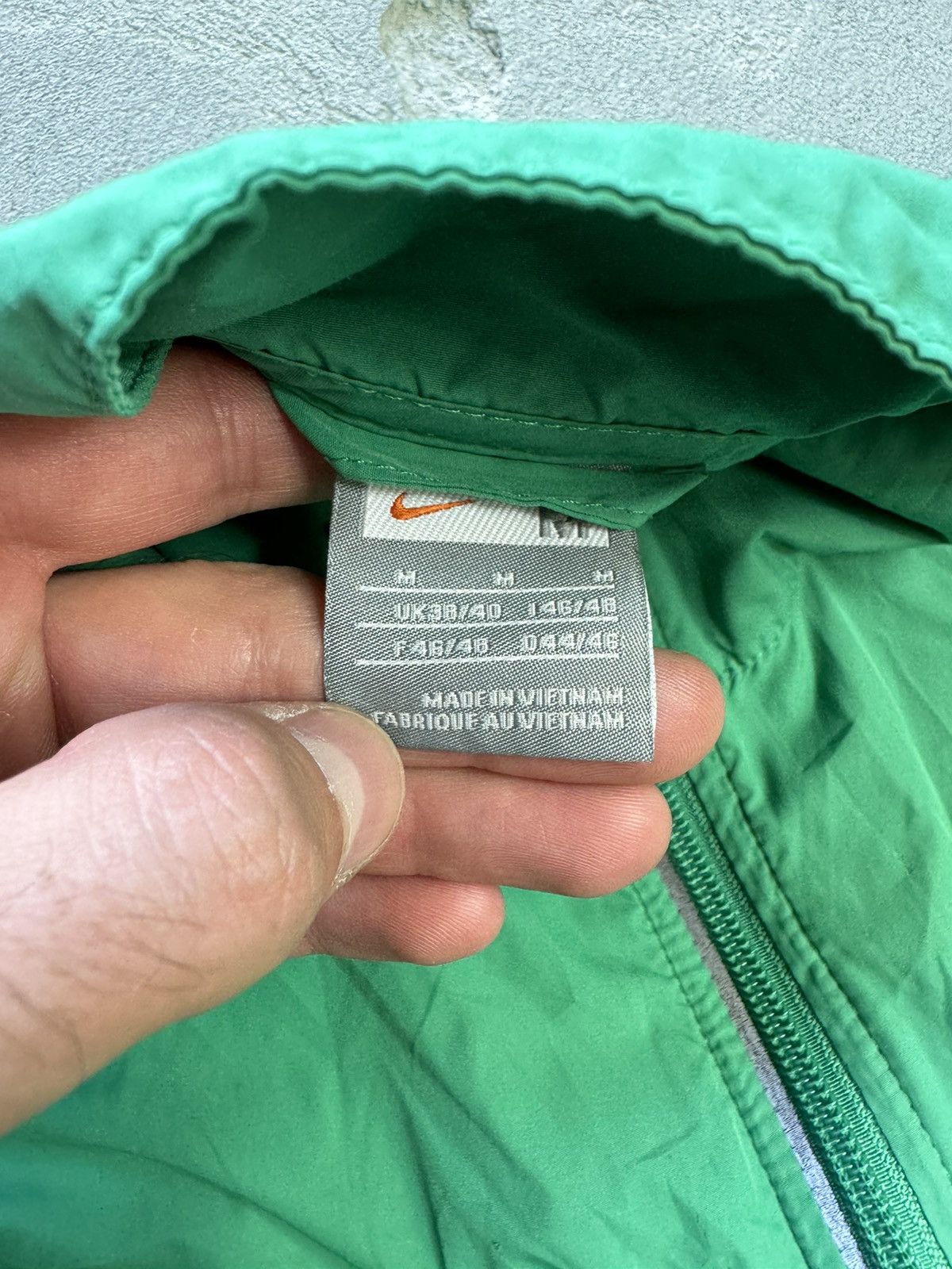 Nike × Vintage Vintage Nike Swoosh Nylon Olympic Jacket Y2K M Size US M / EU 48-50 / 2 - 3 Thumbnail