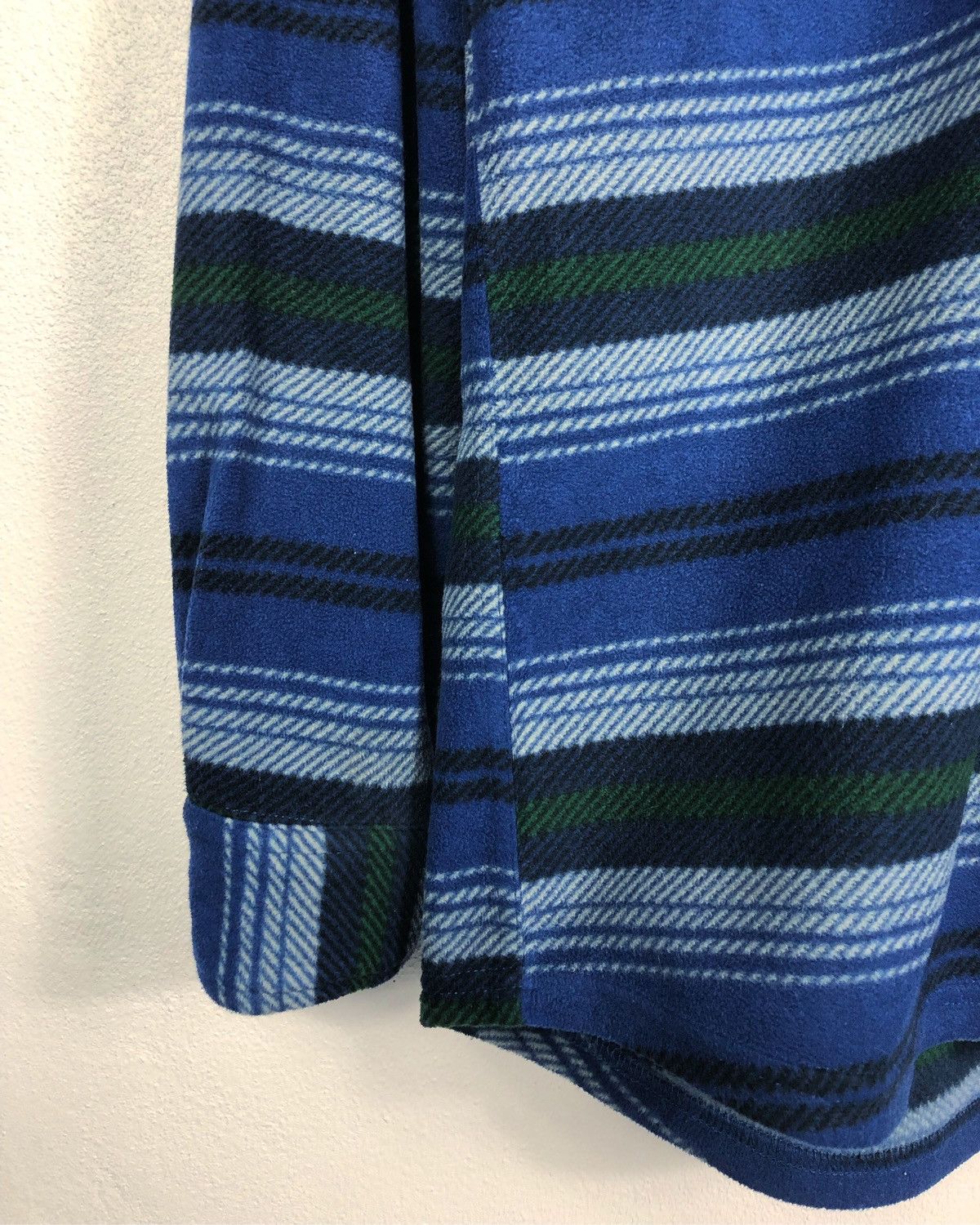 Uniqlo Rare Uniqlo Fleece Flannel Button Ups Shirt Size US M / EU 48-50 / 2 - 5 Thumbnail