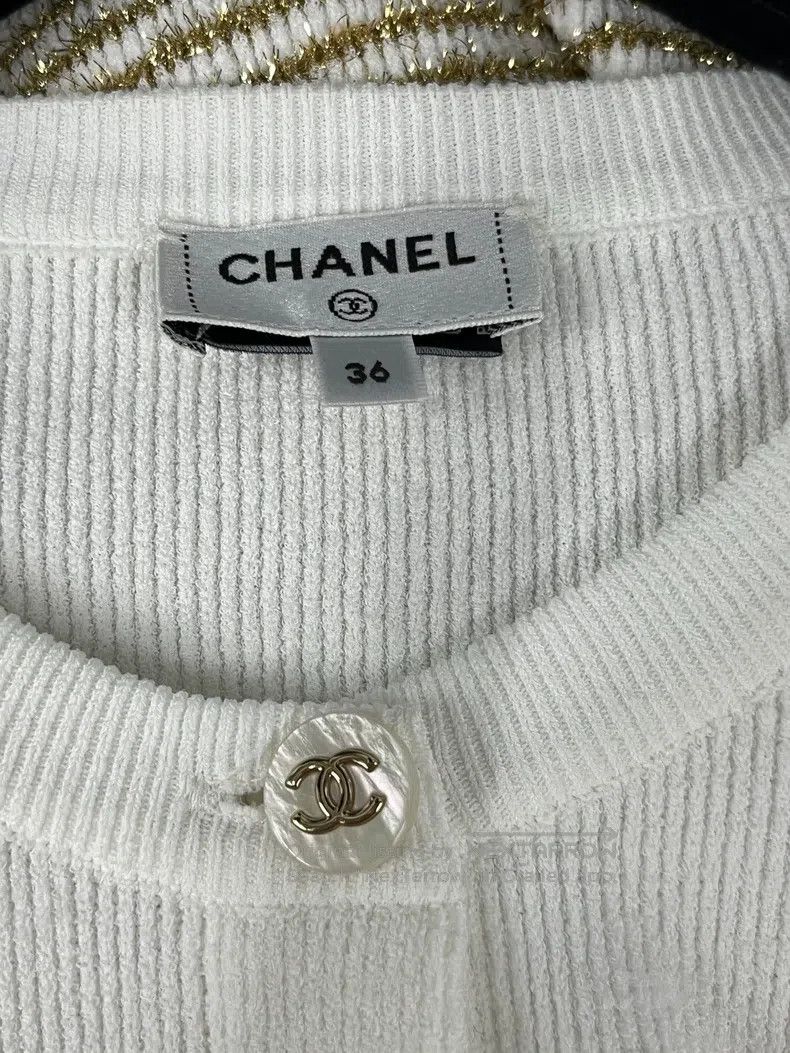 Chanel Chanel Gold sequin striped cardigan coat Size XS / US 0-2 / IT 36-38 - 4 Thumbnail