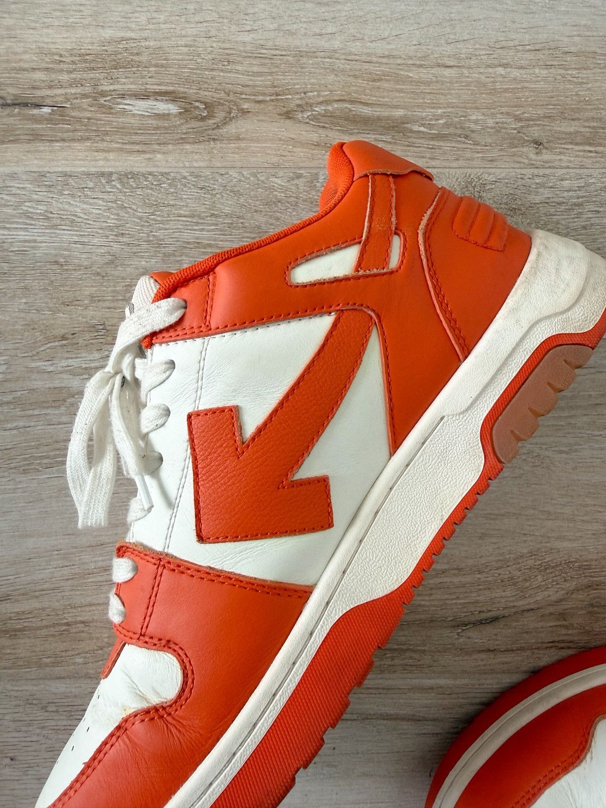 Off-White Off-White Out of Office Orange White Leather OOO Sneakers Size US 9 / EU 42 - 2 Thumbnail