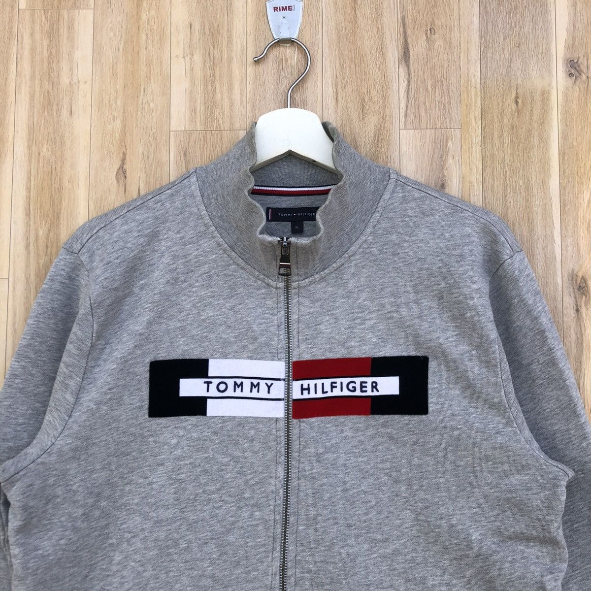 Tommy Hilfiger Tommy Hilfiger Zipper Sweatshirt Pullover Size US XL / EU 56 / 4 - 3 Thumbnail