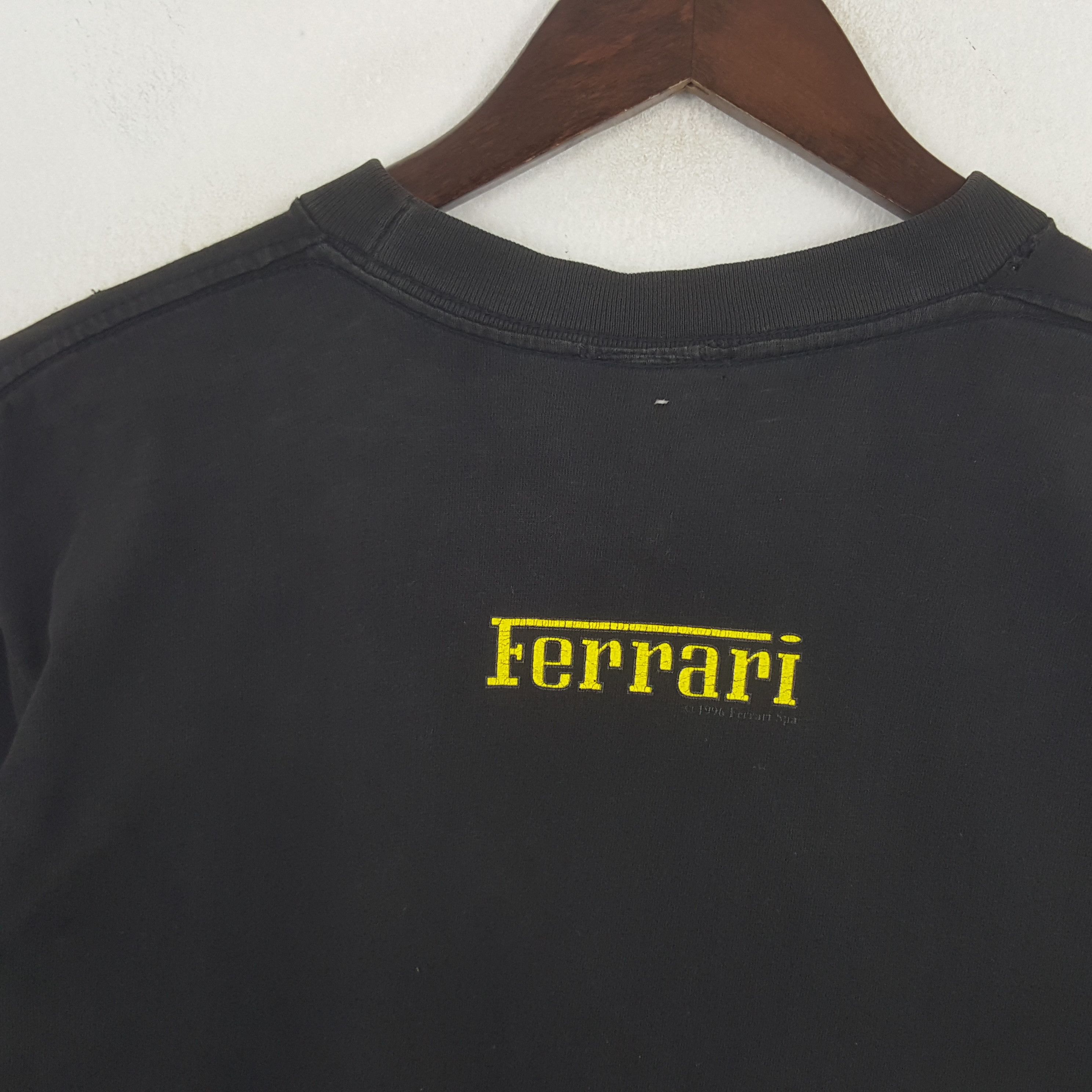 Vintage Vintage Ferrari Motorsports Racing Tshirt Size US S / EU 44-46 / 1 - 4 Thumbnail