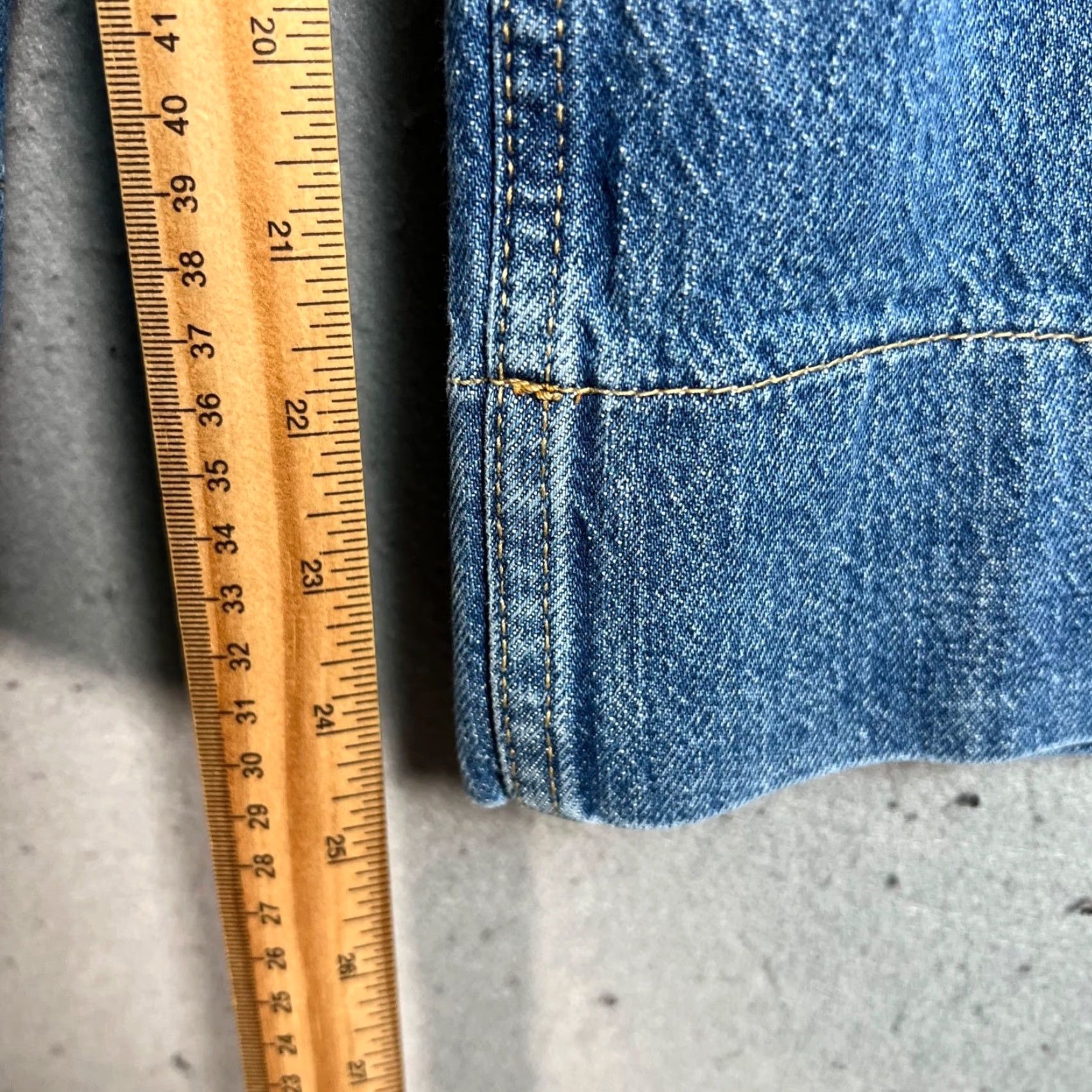 FatFace Fatface Womens Jeans Size 8R Blue Cropped Denim Wide-Leg 5-Pocket Style Regular Rise High Inseam 25 in Cotton Blend Denim Shirt? Size 30" / US 8 / IT 44 - 7 Thumbnail