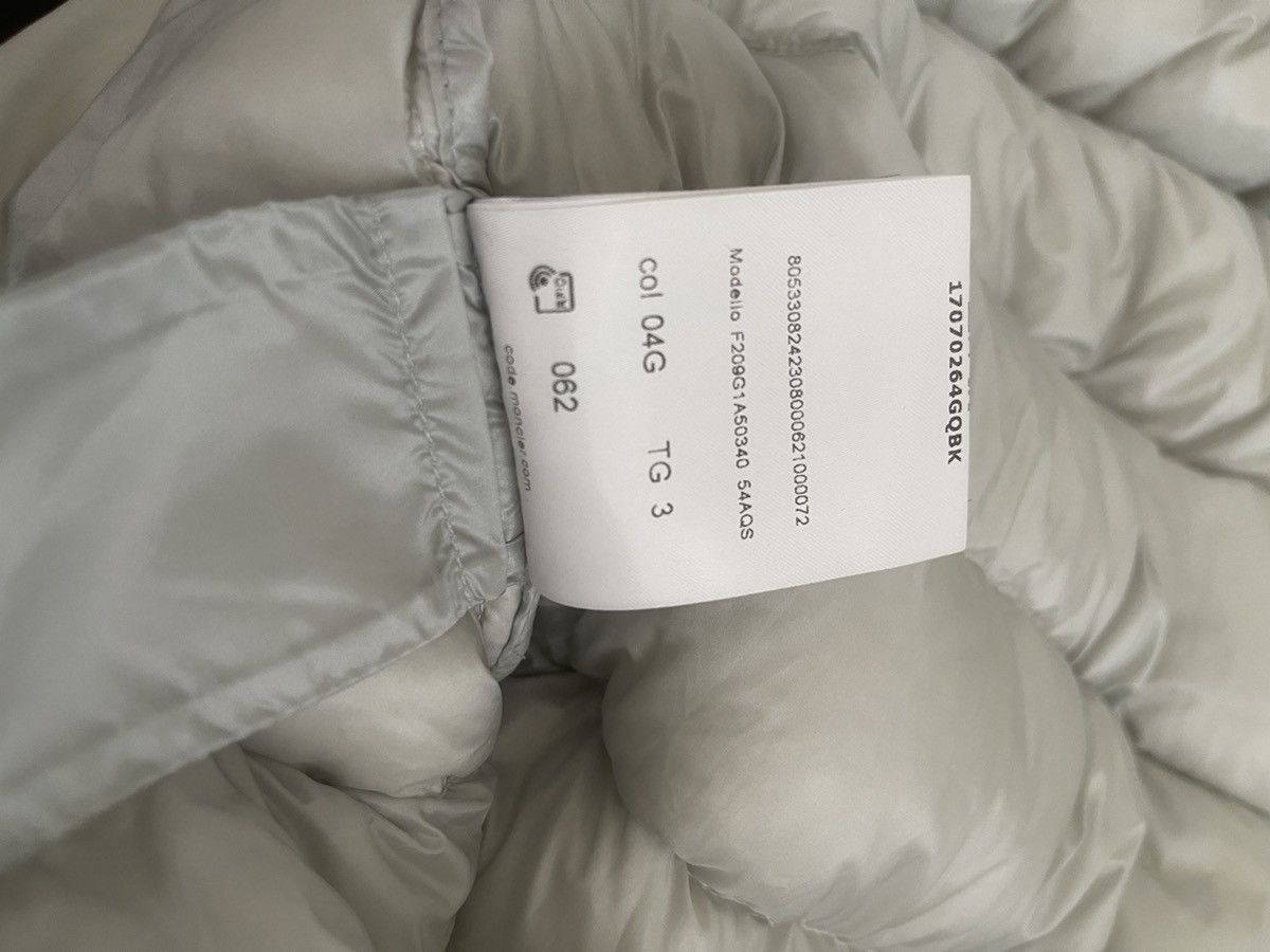 Moncler × Moncler Grenoble Moncler x Grenoble bomber Size US L / EU 52-54 / 3 - 19 Thumbnail