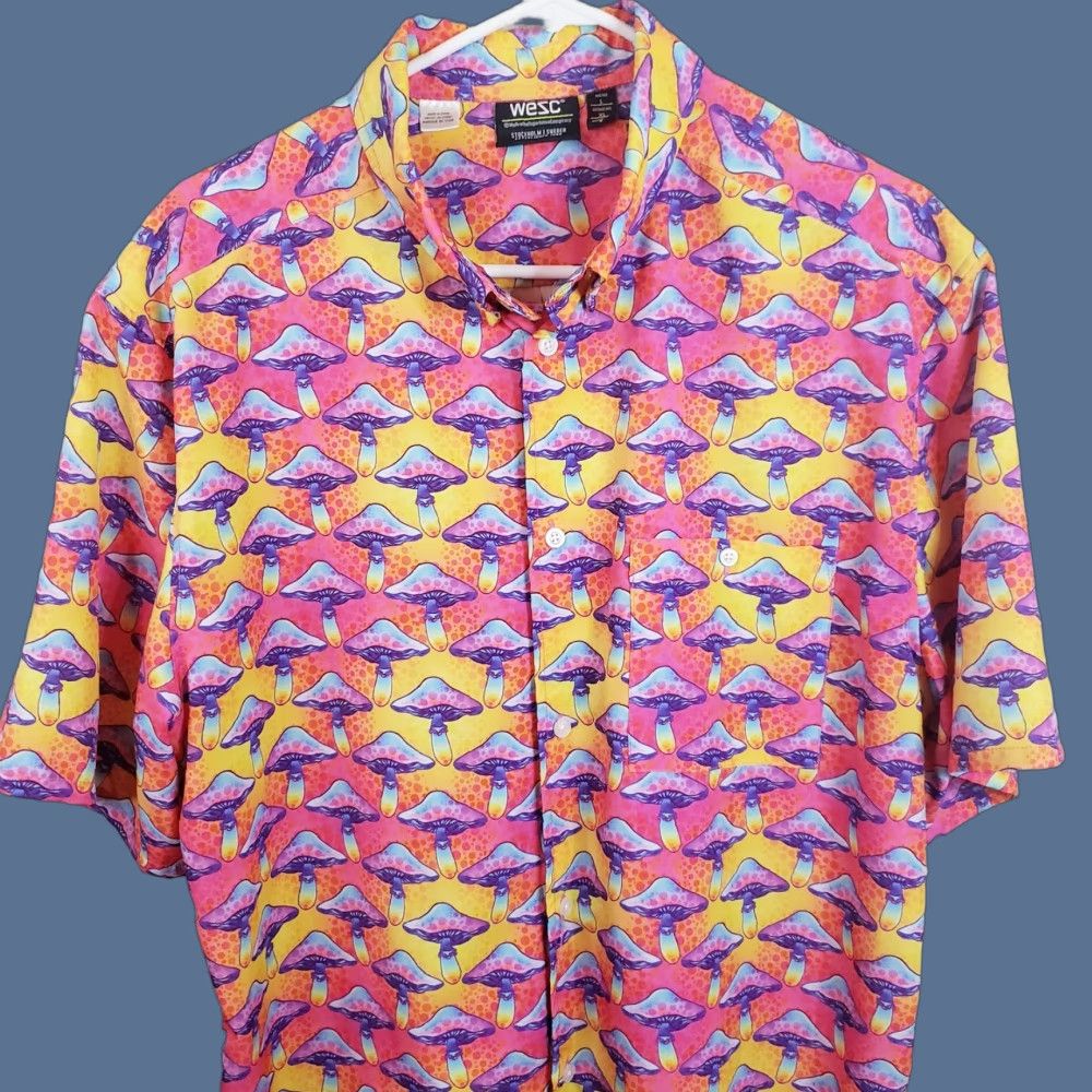 WeSC WeSC Aloha Hawaiian Camp Shirt Mens L Pink Yellow Purple Mushroom Pattern Sweden Size US L / EU 52-54 / 3 - 1 Thumbnail