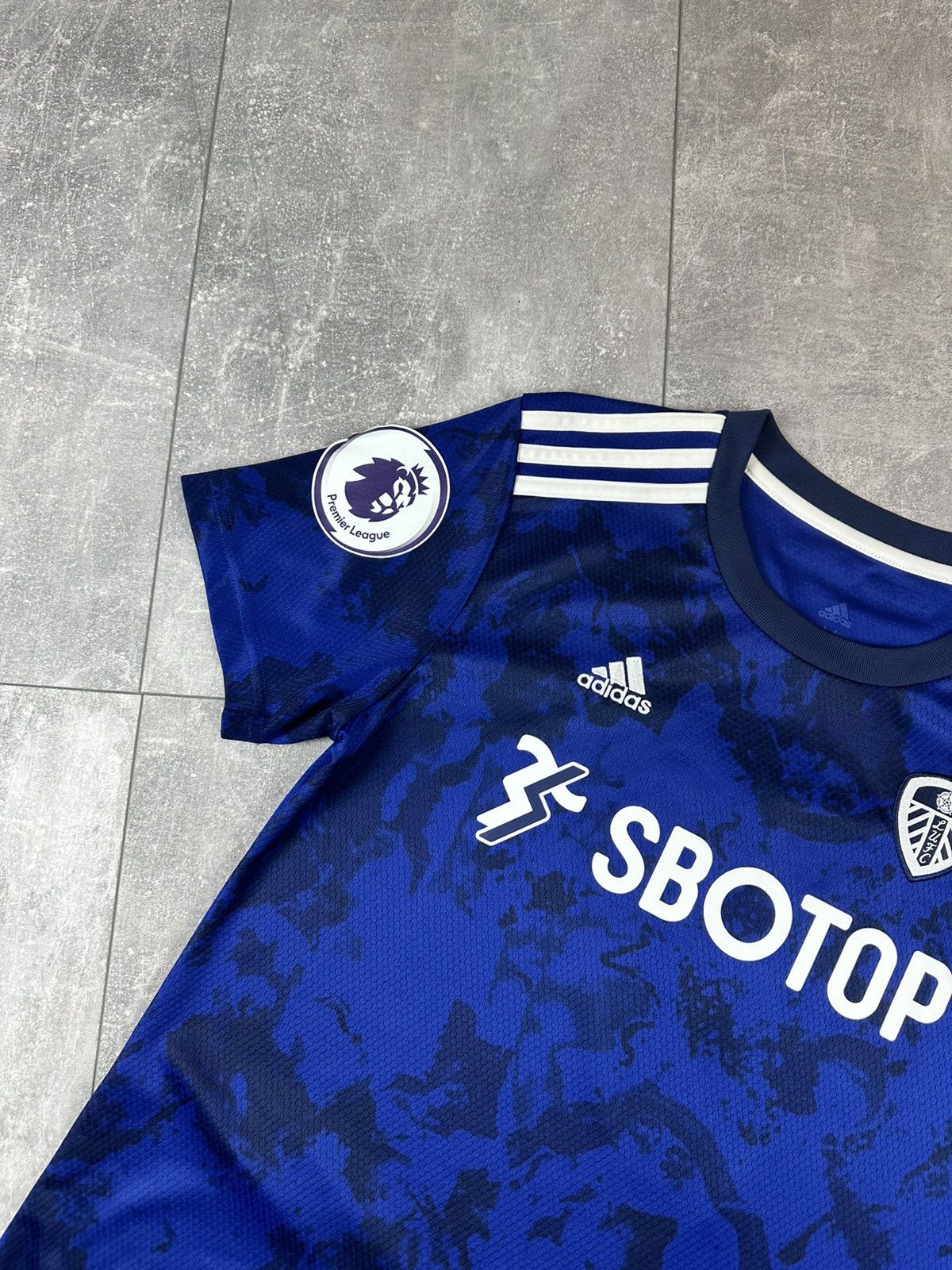 Adidas Adidas Leeds United Bamford #9 Soccer Jersey Size M / US 6-8 / IT 42-44 - 8 Thumbnail