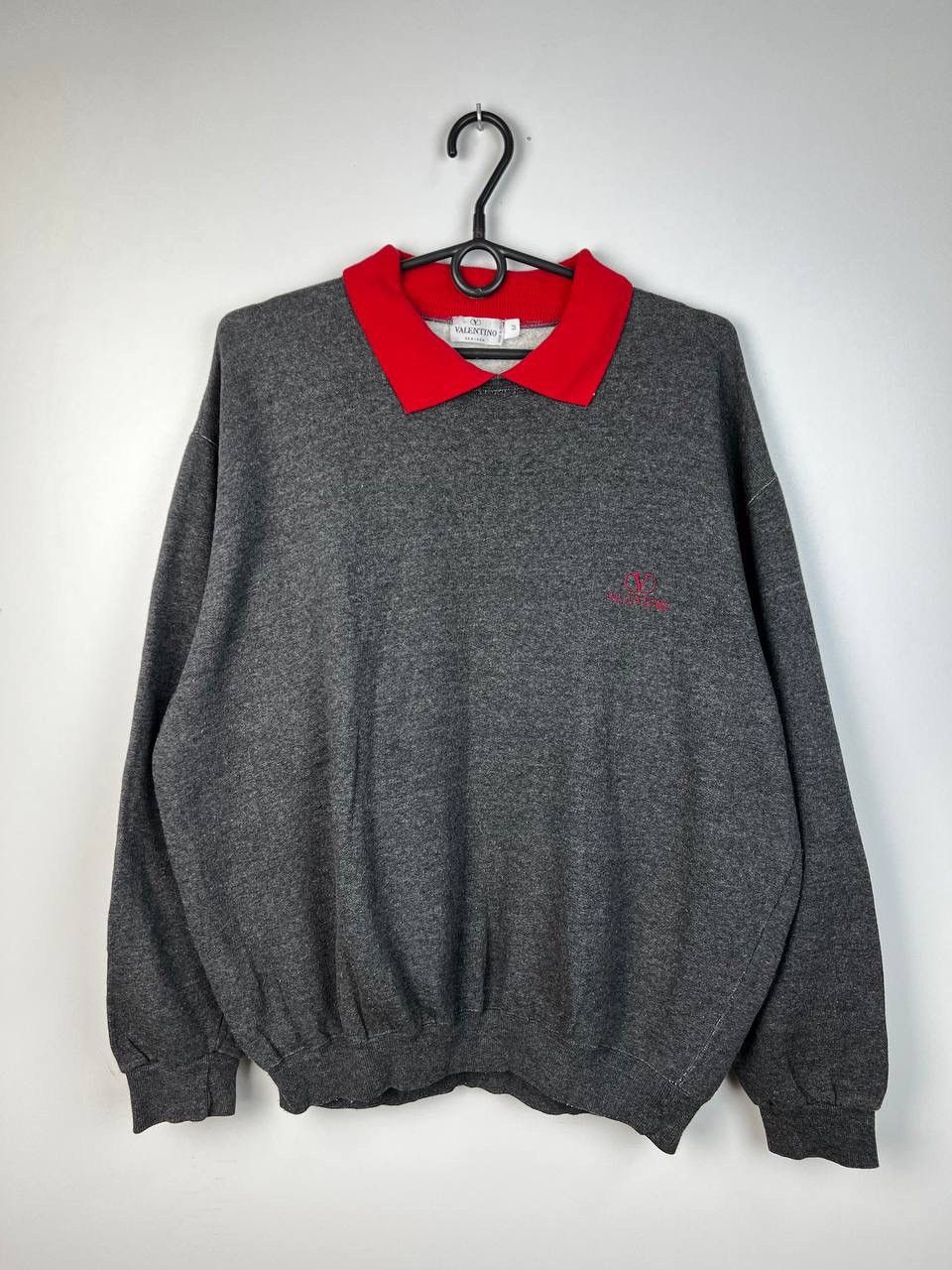 Valentino Valentino 90s Italy vintage sweatshirt size M Size US M / EU 48-50 / 2 - 1 Thumbnail