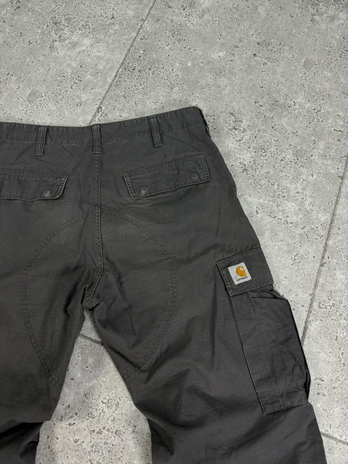 Carhartt × Vintage Crazy Vintage Y2K Distressed Faded Carhartt Bagy Denim Pants Size US 34 / EU 50 - 4 Thumbnail