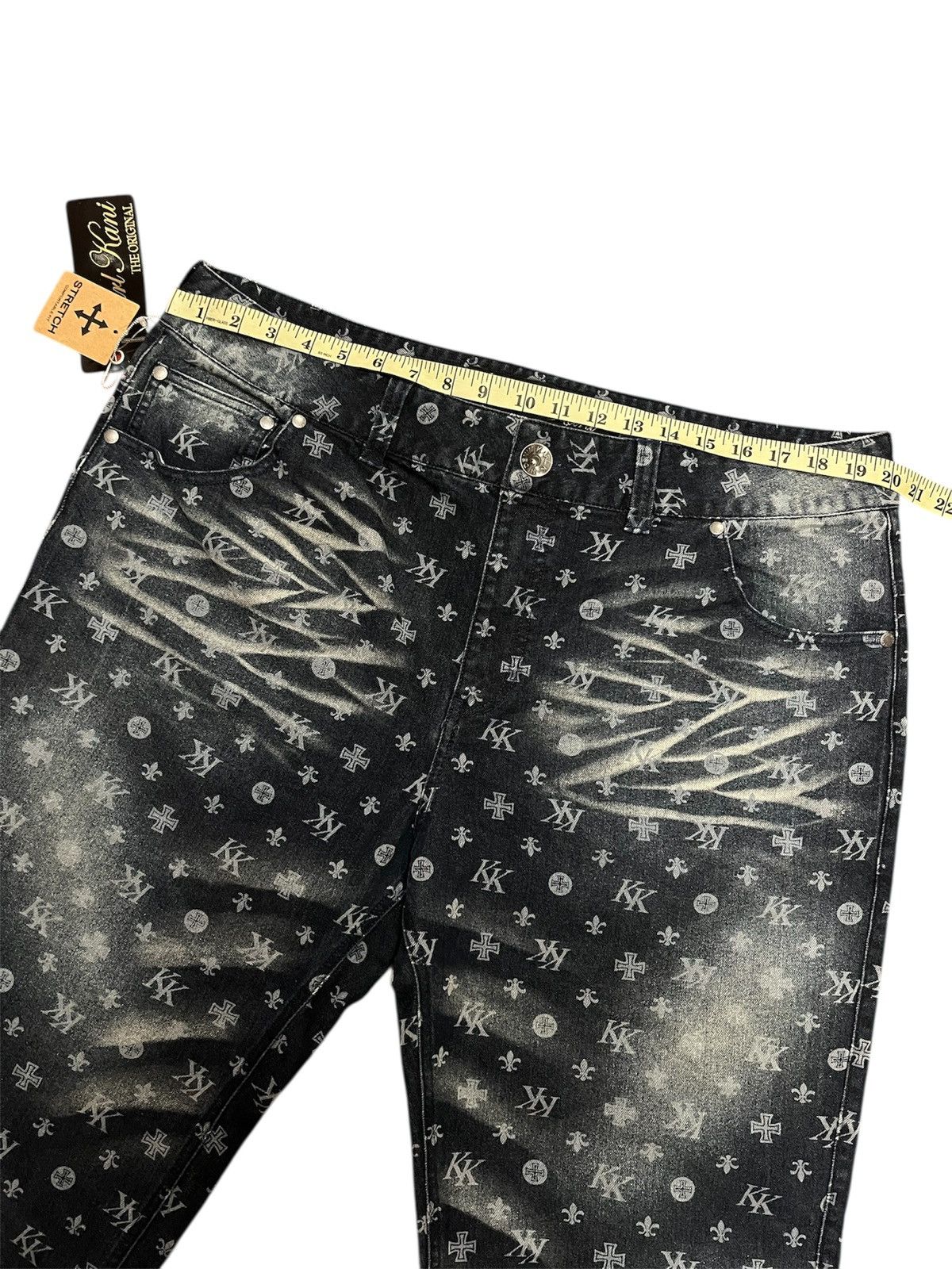 Karl Kani KARL KANI STRECTH MONOGRAM DENIM PANTS Size US 40 / EU 56 - 12 Thumbnail