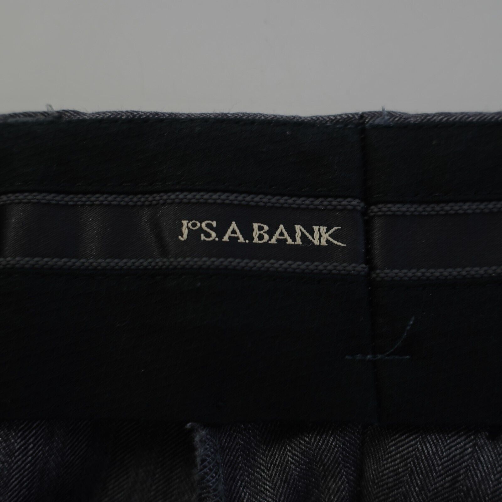Jos. A. Bank Jos A Bank Wool Gray Herringbone Pleated Cuffed Mid Rise Dre Size 40S - 6 Thumbnail