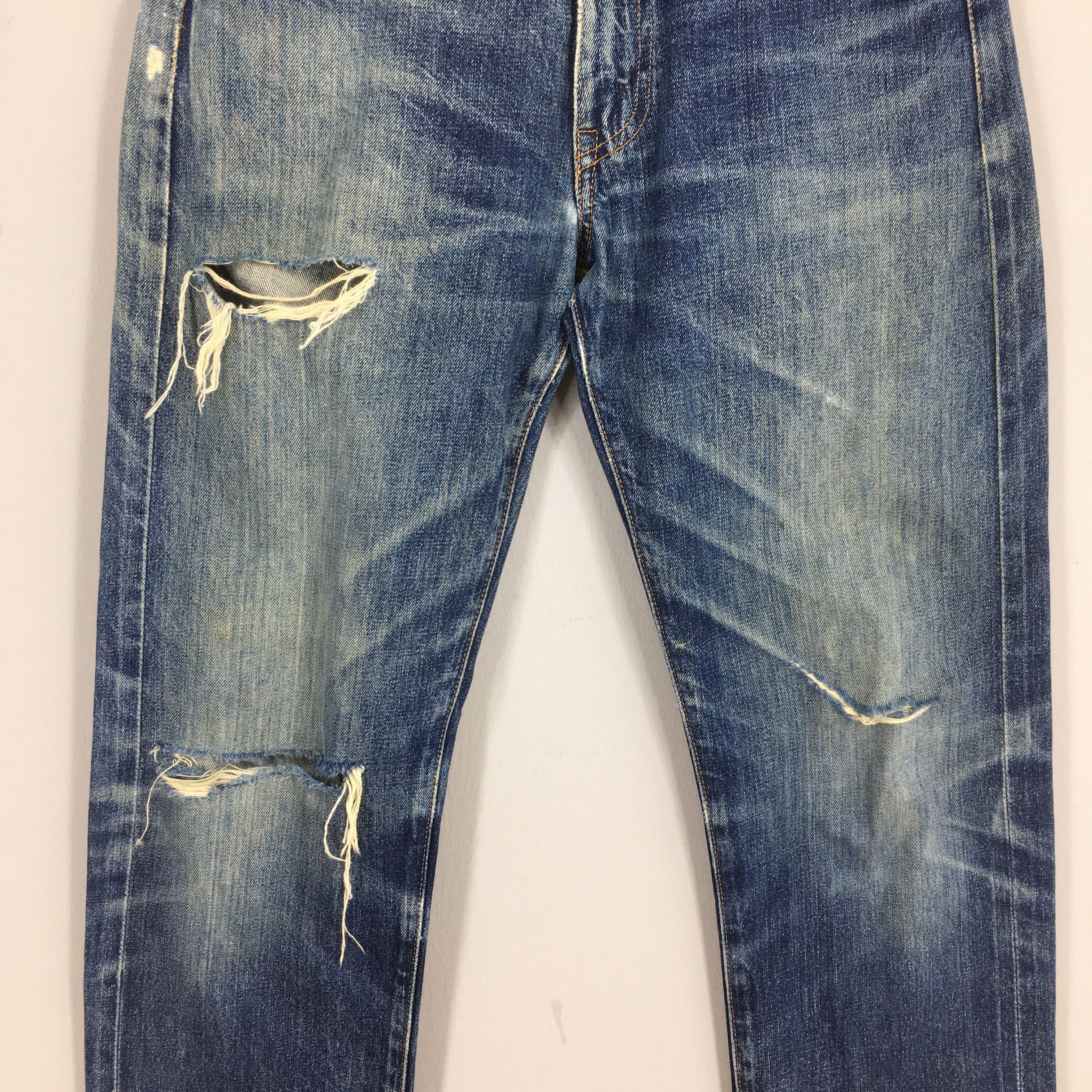 Size 29x31.5 Vintage Levi's 551ZXX Faded Blue Jeans