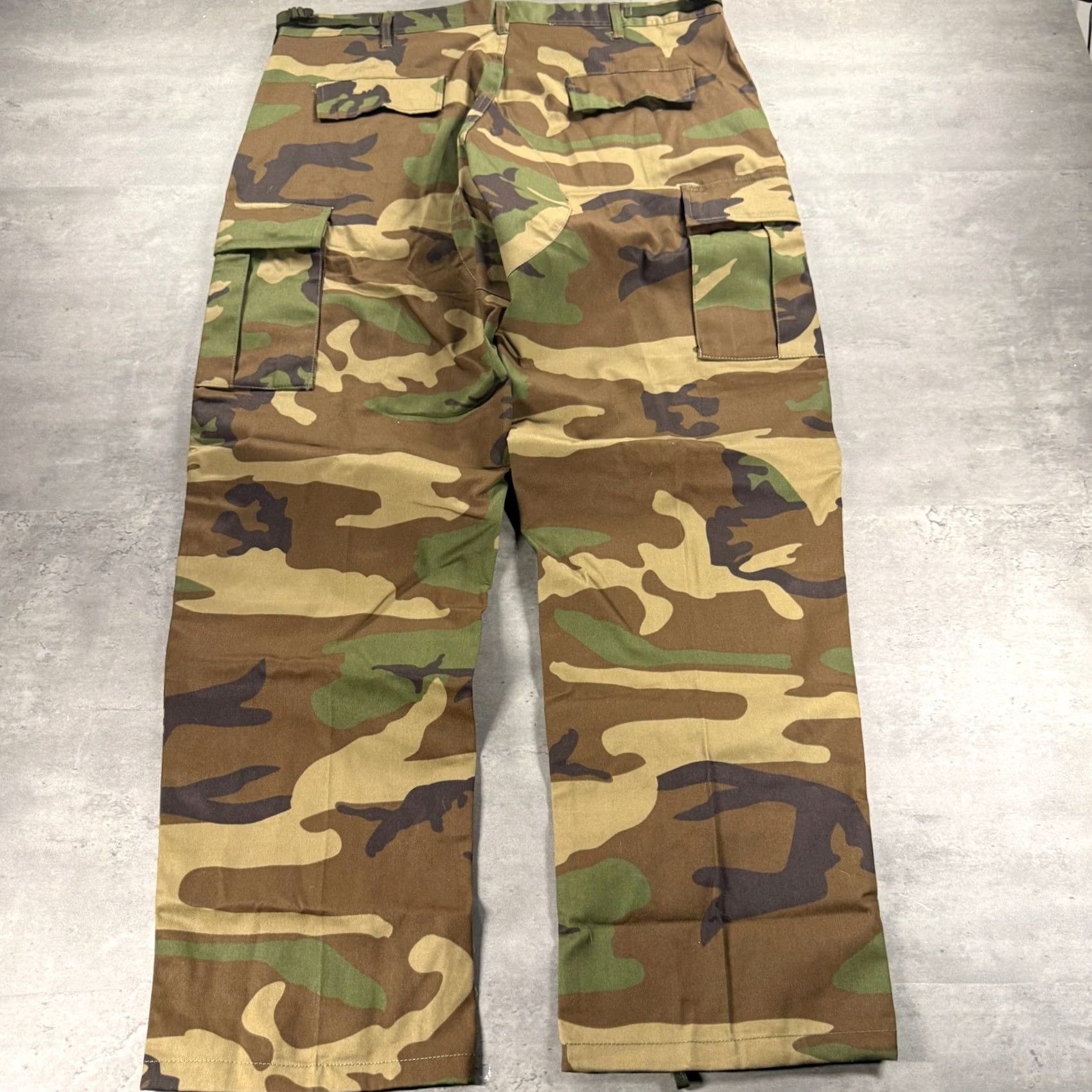 Backbone Backbone Cargo Pants Mens L 38x33 Woodland Camo Adjustable Waist Straight Leg Size US 38 / EU 54 - 2 Thumbnail