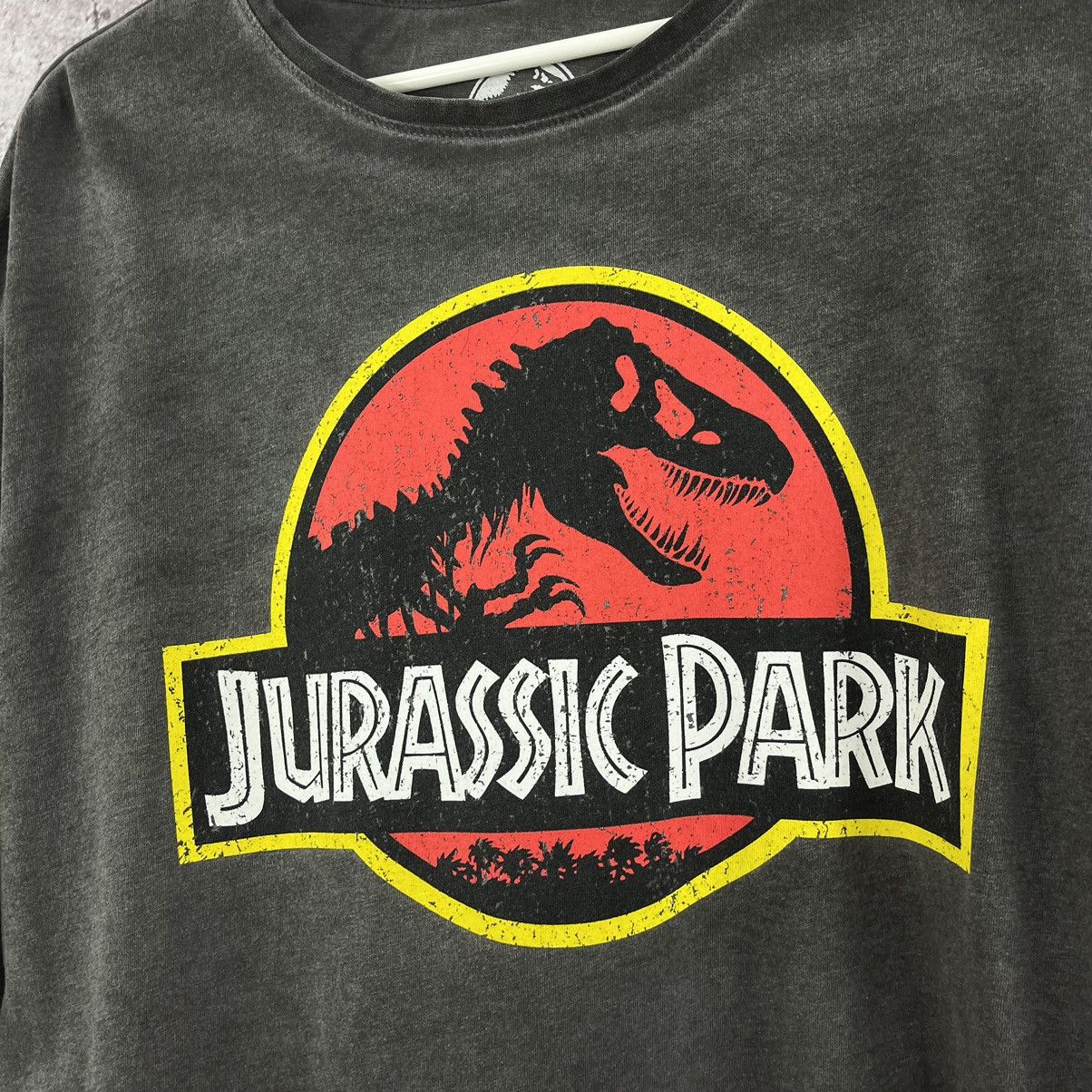 Universal Studios Jurassic Park T-Shirt Universal Studio Big Logo Size M Size US M / EU 48-50 / 2 - 6 Thumbnail