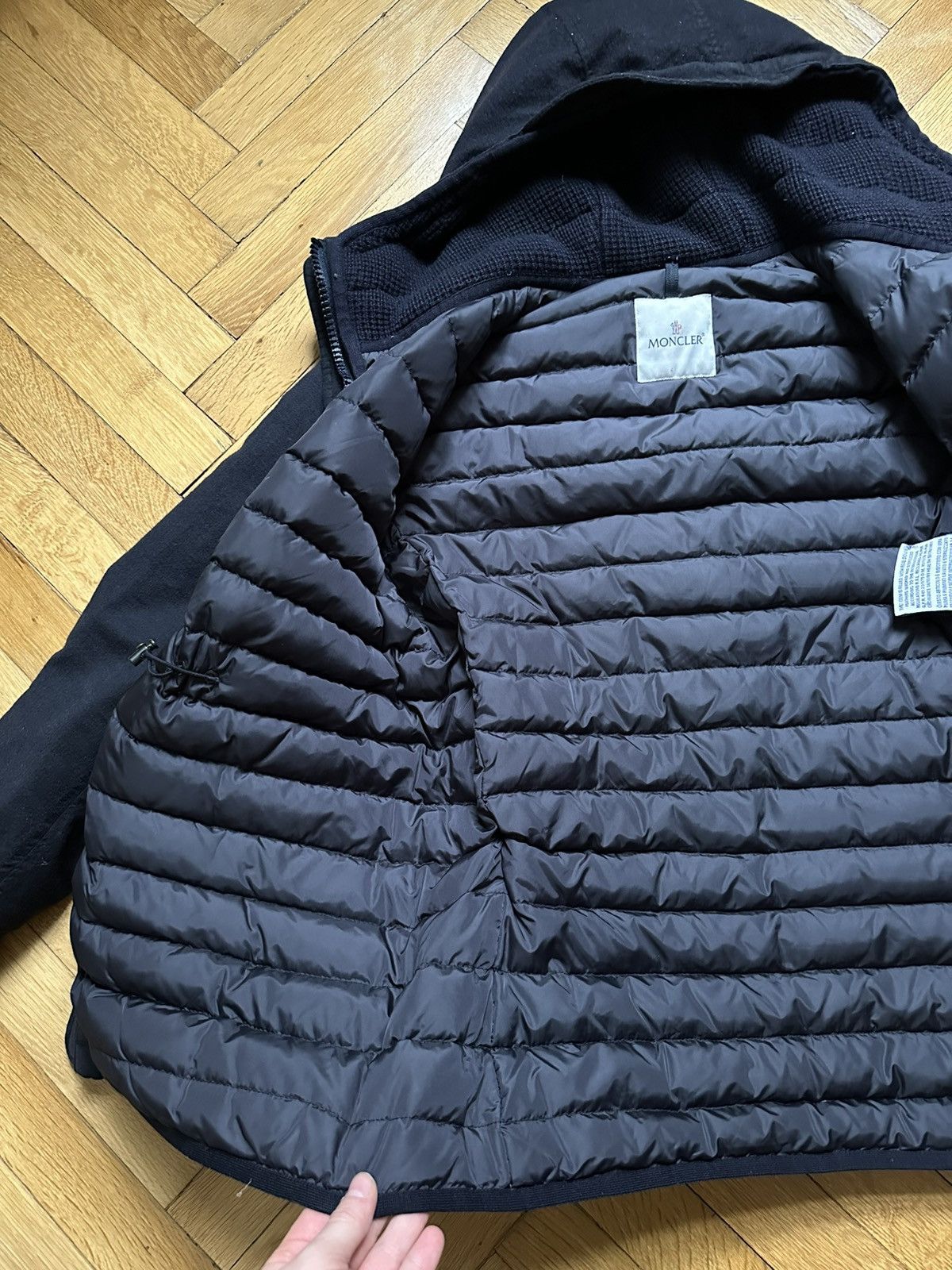 Moncler Moncler Luxury Unisex Wool Puffer Down With Hood Jacket Size L / US 10 / IT 46 - 19 Thumbnail