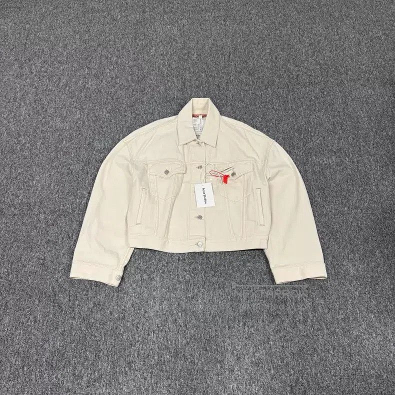 Acne Studios Acne Studios Ivory Short Line Blazer Size XXS / US 00 / IT 34 - 1 Thumbnail