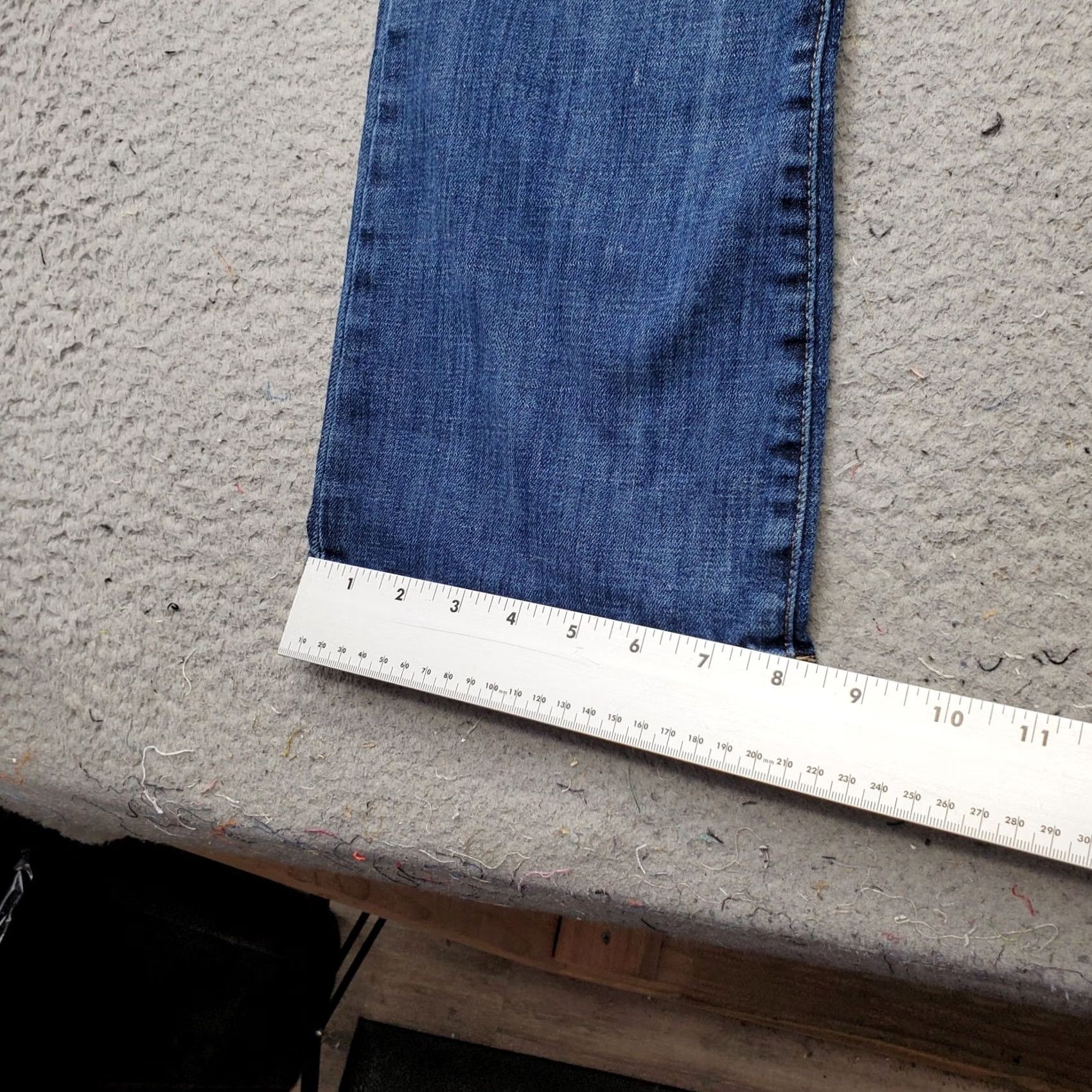 Vintage Rock & Republic Kasandra Jeans Womens Size 10 Blue Denim Bootcut Pocket 5-Pocket Regular Inseam 33.75" Denim Flat Glitter? (No) Size 32" / US 10 / IT 46 - 5 Thumbnail