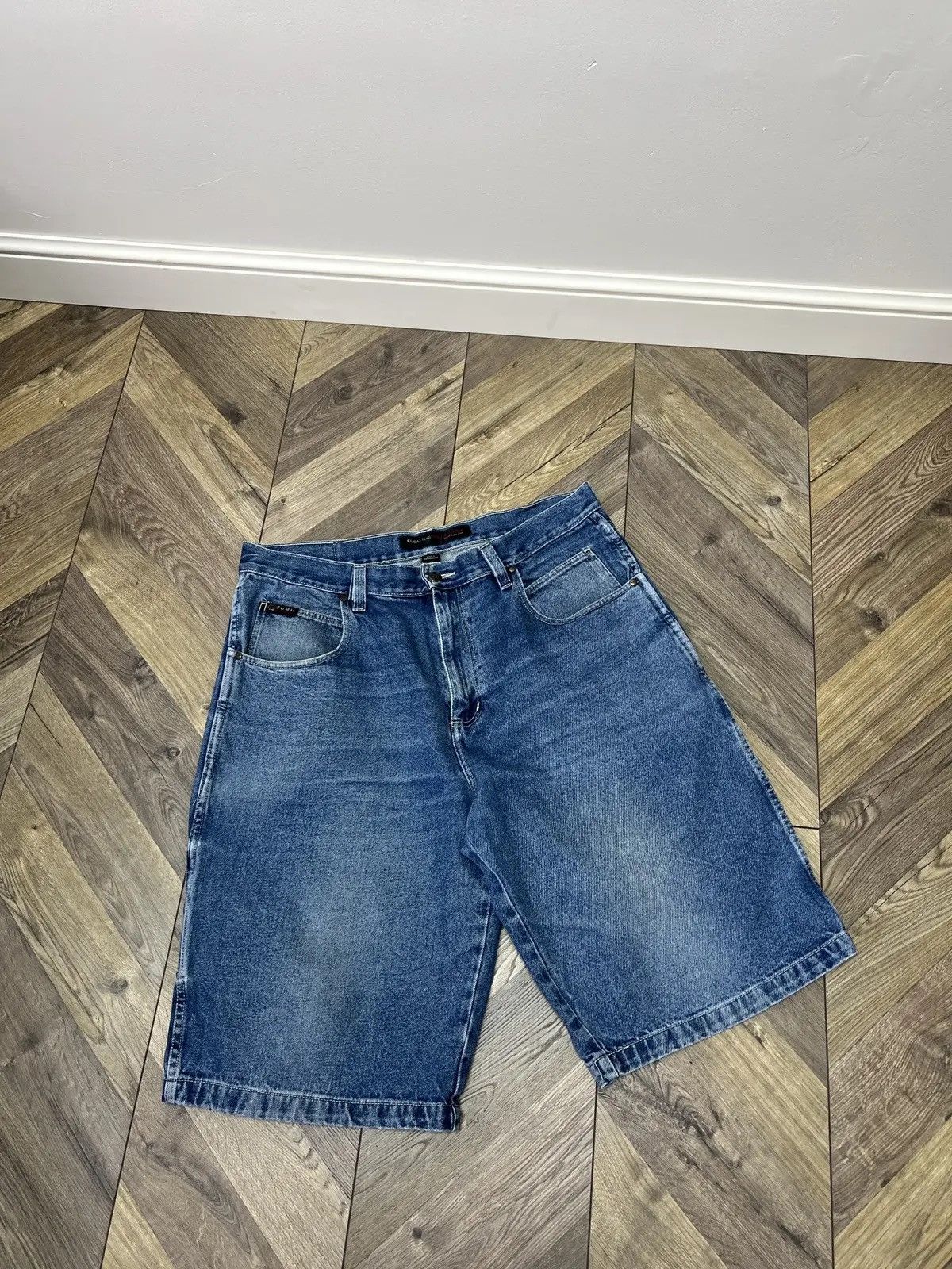 Fubu × Vintage Vintage Fubu Denim Baggy Rap Shorts Size US 38 / EU 54 - 3 Thumbnail