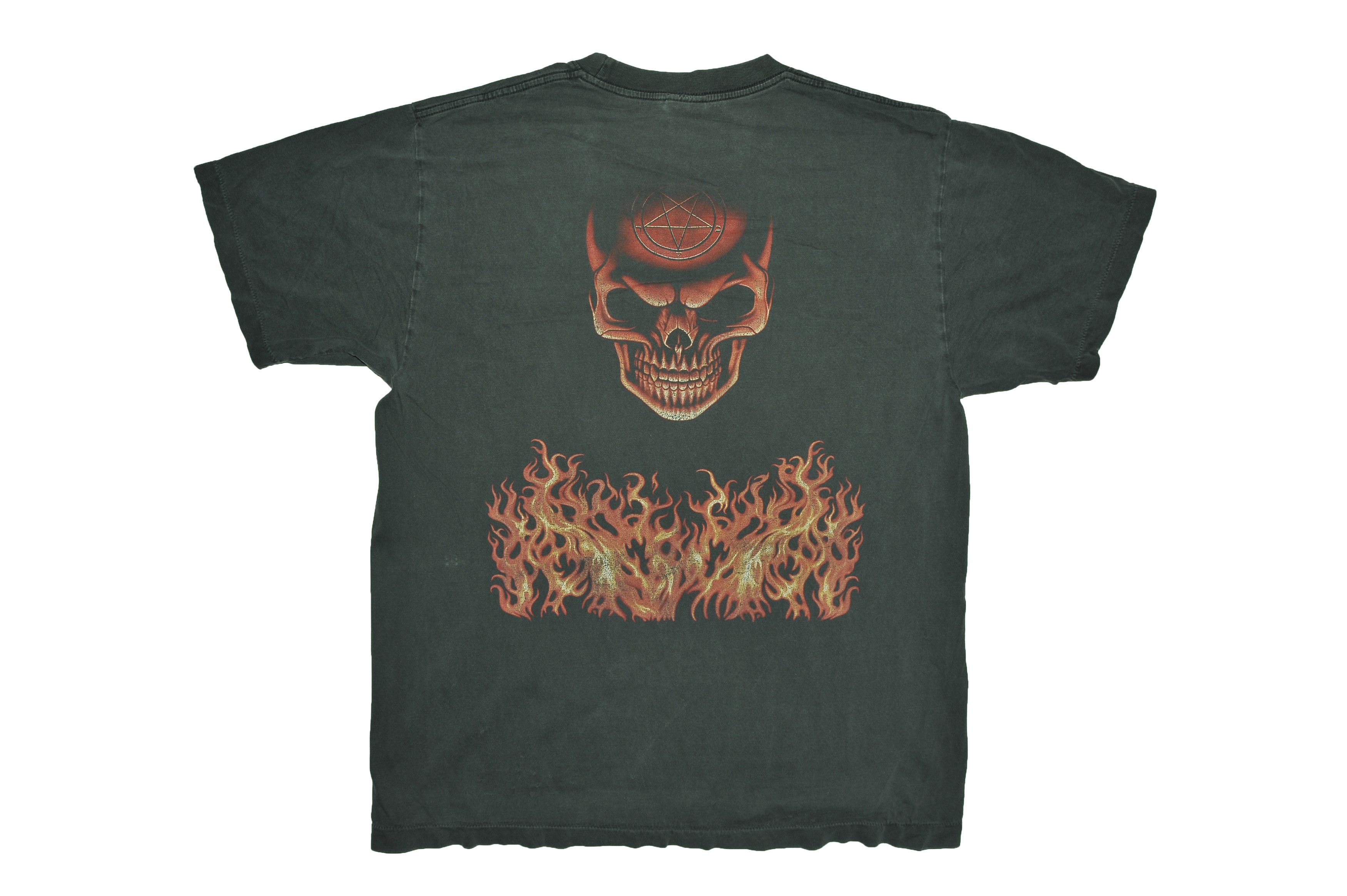 Vintage Vintage 90s Skulls Satanic Flame T-shirt Size US XL / EU 56 / 4 - 2 Thumbnail
