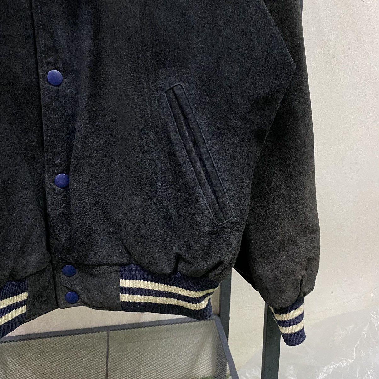 Converse × Vintage Vintage Converse Chuck Taylor Pig Skin Varsity Jacket Size US L / EU 52-54 / 3 - 9 Thumbnail