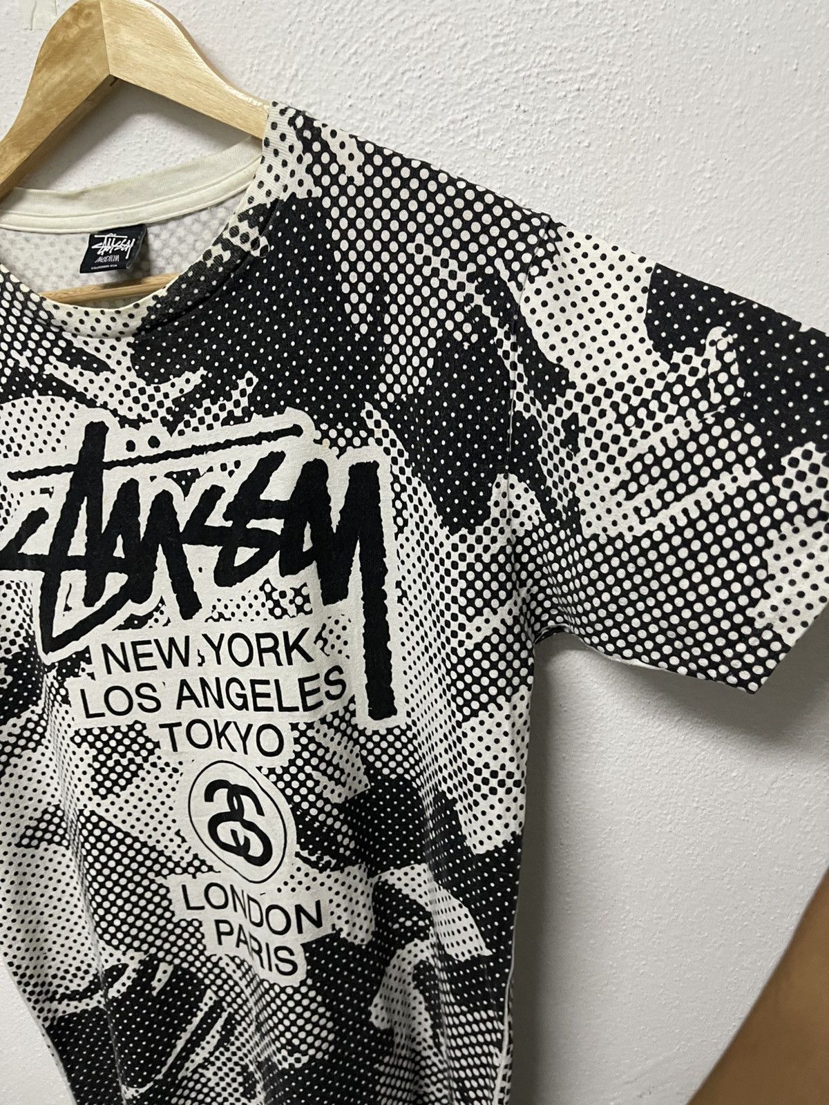 Stussy 2000s STUSSY WORLD TOUR FULLPRINT SHIRT RARE Size US M / EU 48-50 / 2 - 6 Thumbnail