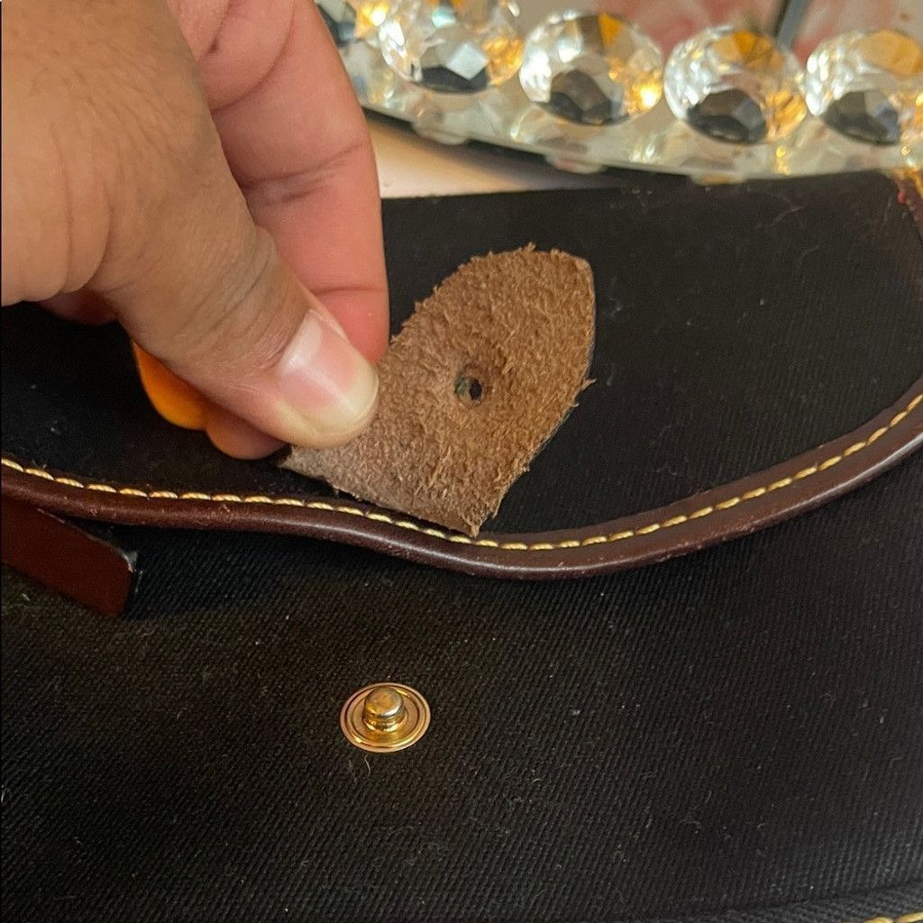 Dooney & Bourke Dooney & Burke Black Brown Crossbody Bag(missing button) Size ONE SIZE - 8 Thumbnail