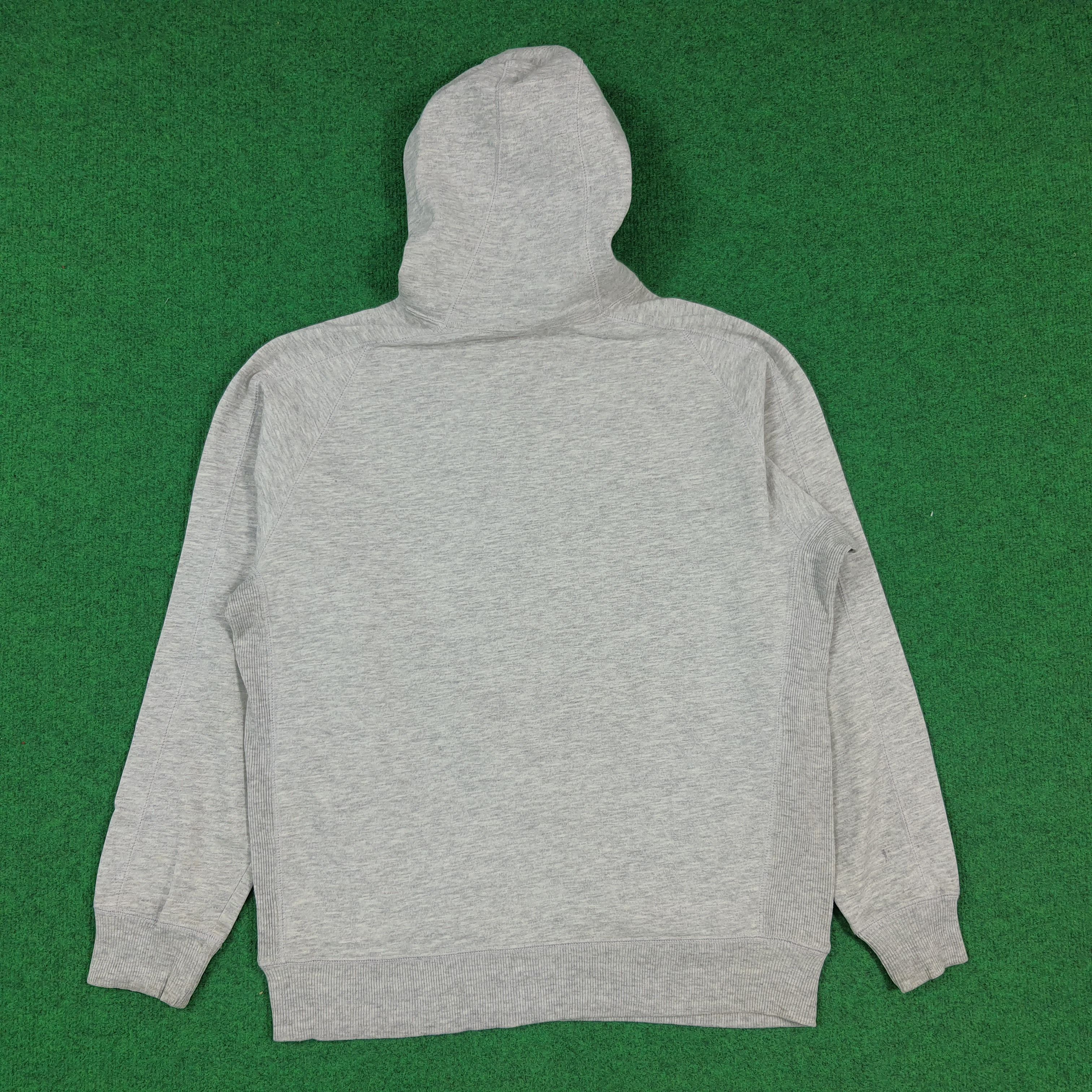 Nike Vintage Nike Embroidered Swoosh Gray Hooded C295N10 Size US M / EU 48-50 / 2 - 3 Thumbnail