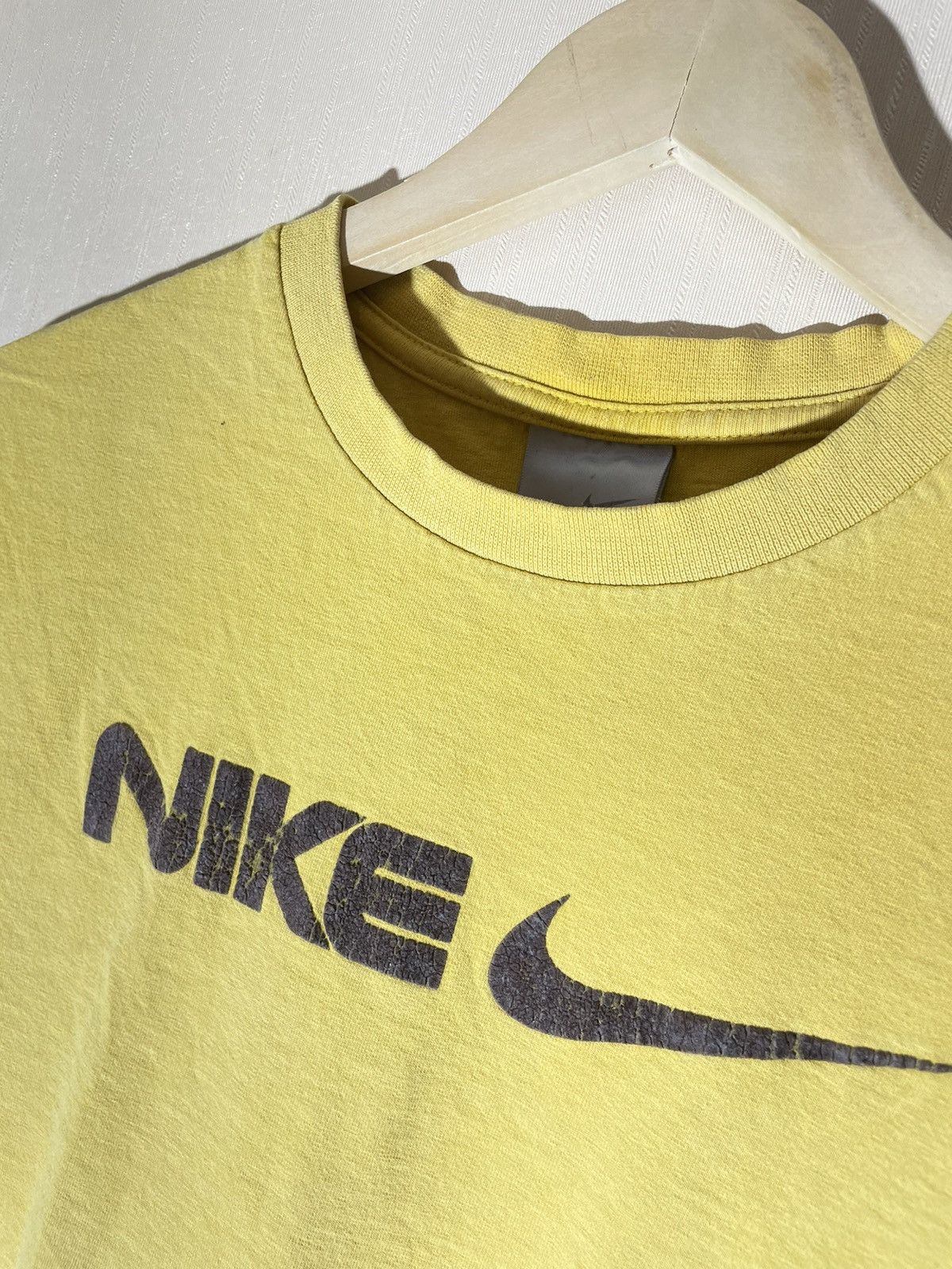Nike × Vintage Nike vintage streetwear T shirt 90s Size US S / EU 44-46 / 1 - 4 Thumbnail