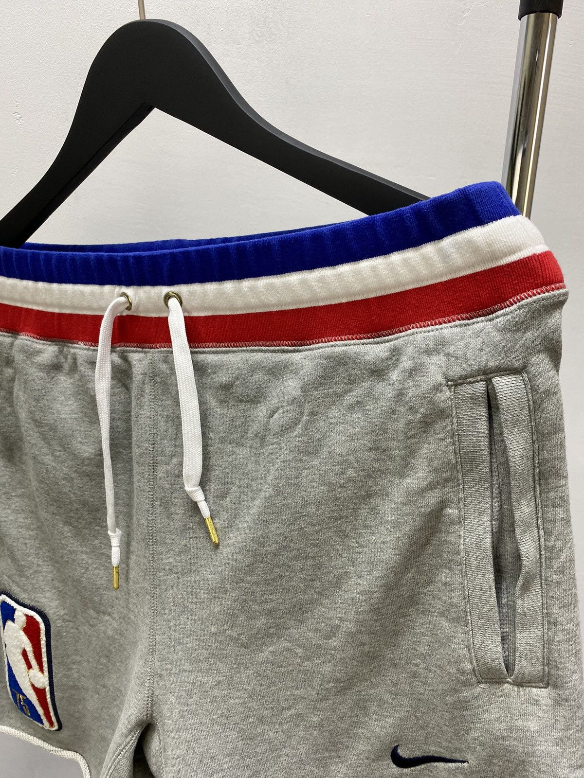 Nike × Vintage Nike 75th Anniversary 31 Team NBA Courtside Shorts Size US 30 / EU 46 - 7 Thumbnail