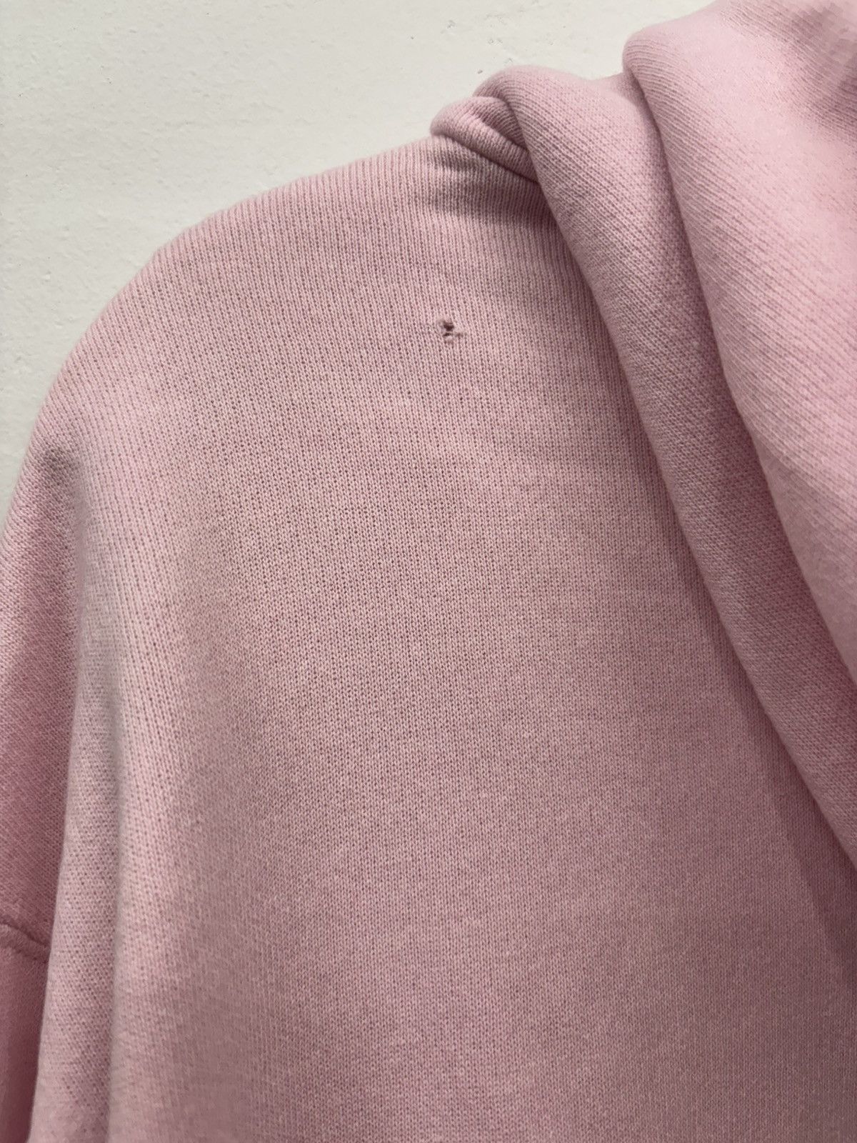 Hanes Pink Hanes zip up with cool distressing Size US L / EU 52-54 / 3 - 7 Thumbnail