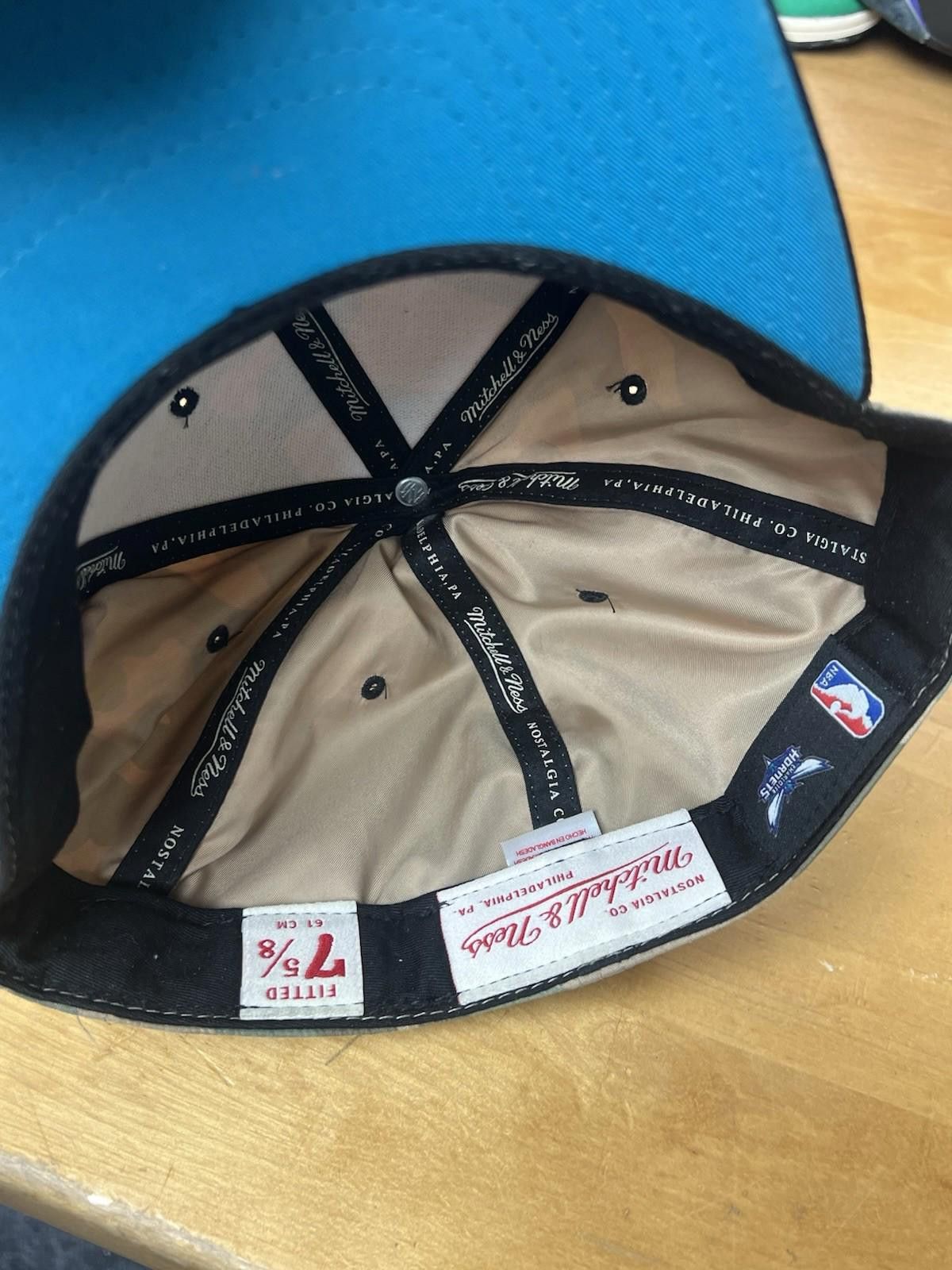 Mitchell & Ness Charlotte Hornets Mitchell And Ness Camo Hat Size ONE SIZE - 12 Thumbnail
