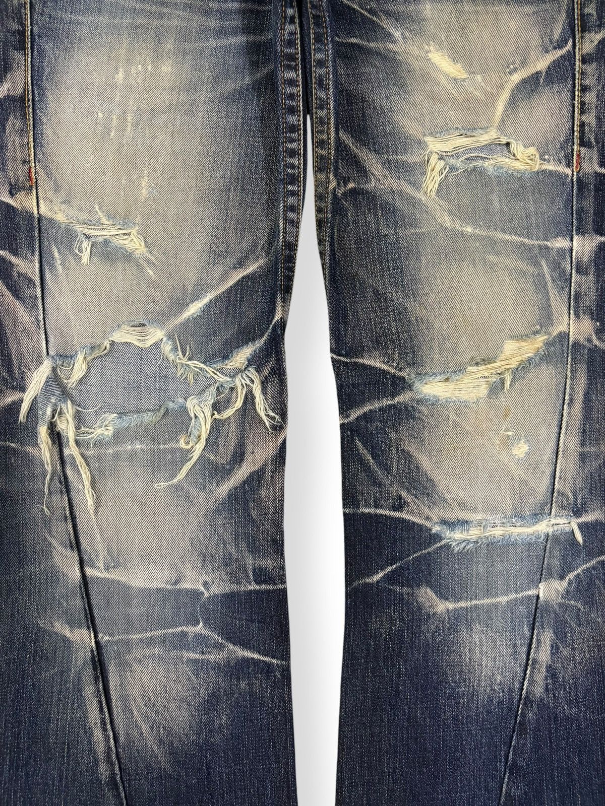 Tornado Mart Vintage Tornado Mart Mud Wash Spiral Flare Distressed Jeans Size US 31 - 5 Thumbnail