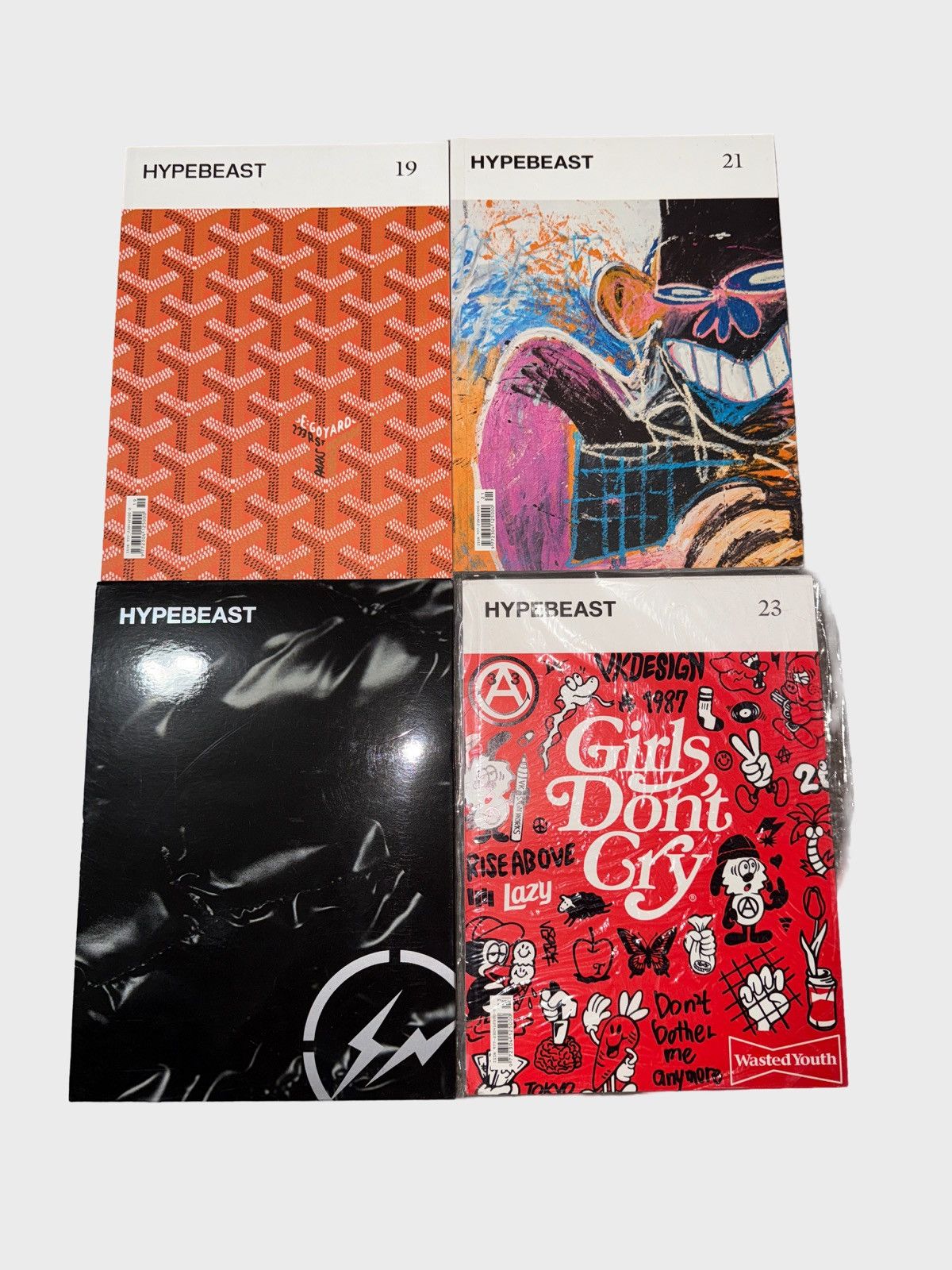 Hypebeast Hypebeast Magazine LOT Issues 1-16, 17-23 Size ONE SIZE - 5 Thumbnail