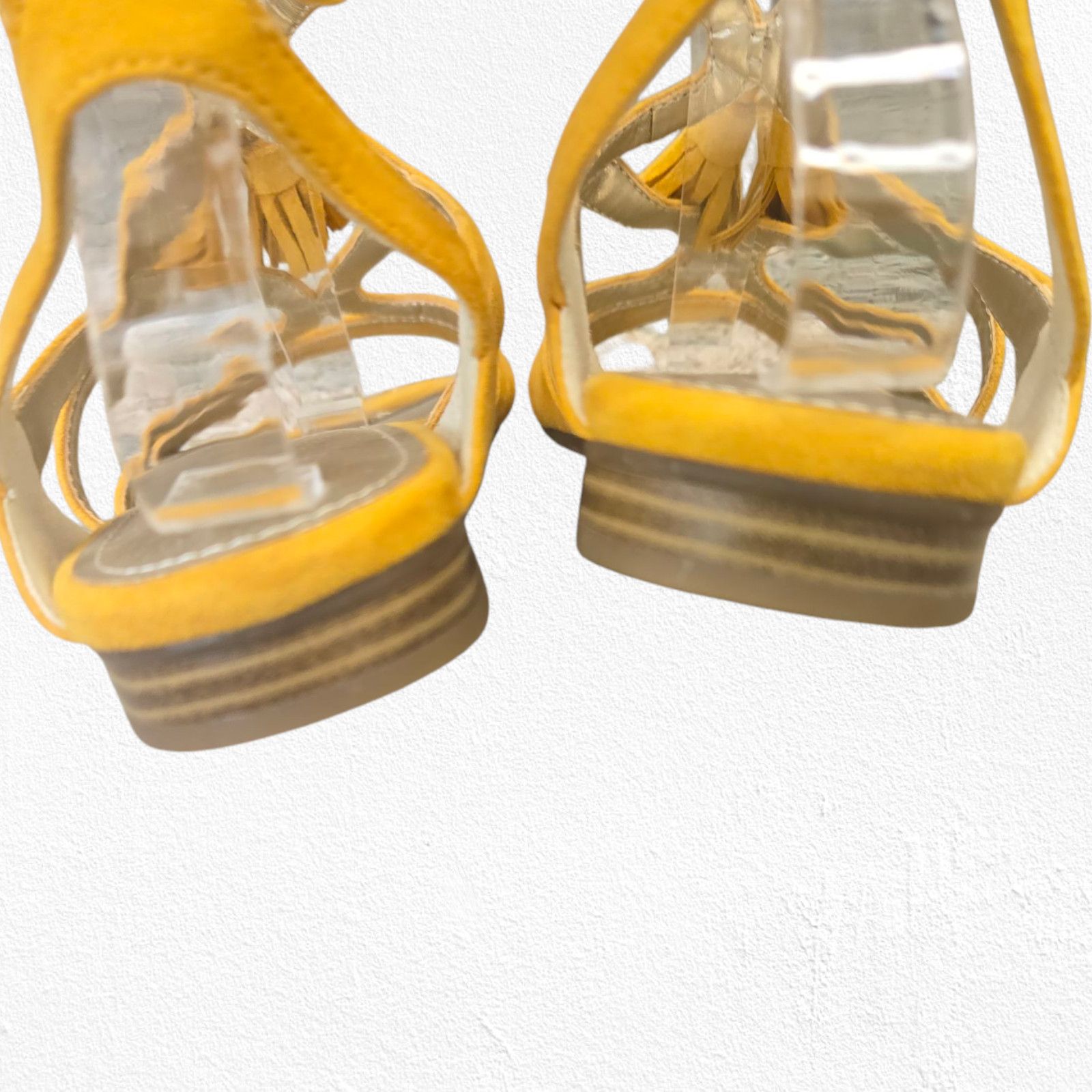 Anne Klein Anne Klein Noreen Yellow Suede Tassel Flat Sandals Size 6 Size US 6 / IT 36 - 9 Thumbnail