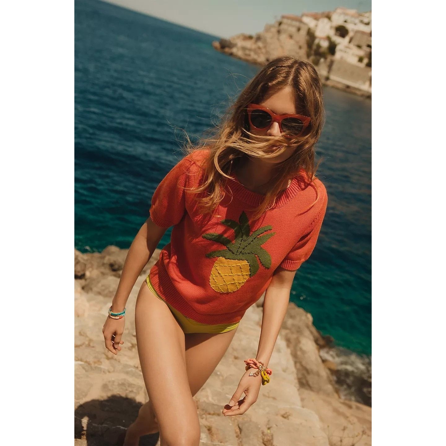 Anthropologie Callahan Pineapple Embroidered Sweater Tee Size XS / US 0-2 / IT 36-38 - 2 Thumbnail