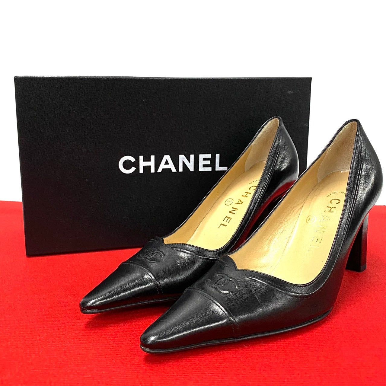 Chanel Chanel Black Leather Size ONE SIZE - 1 Thumbnail