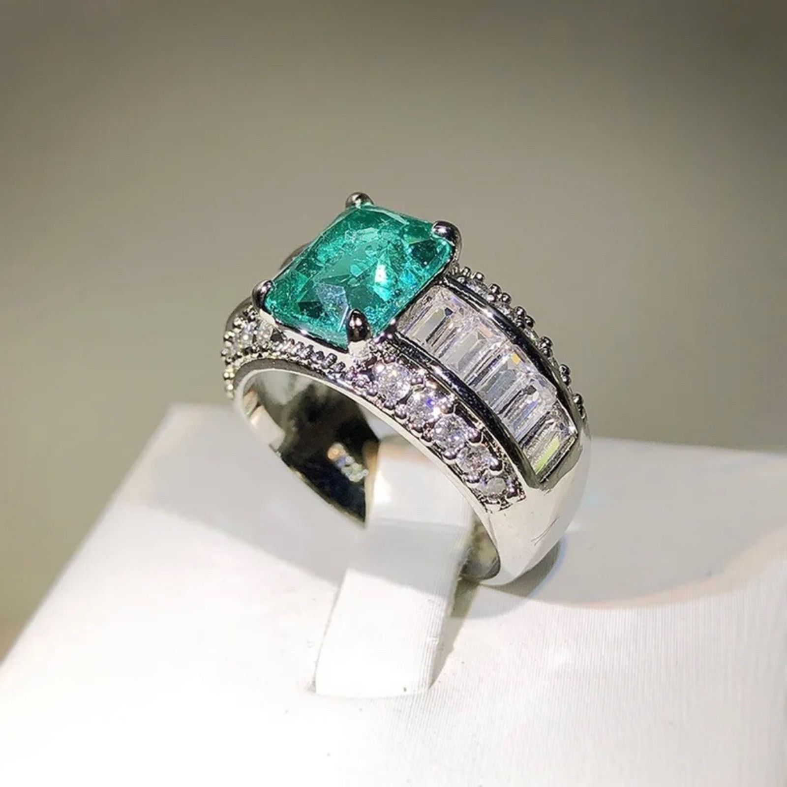 Jewelry Ladies elegant paraiba emerald stone 925 ring 8 NIB Size ONE SIZE - 3 Thumbnail