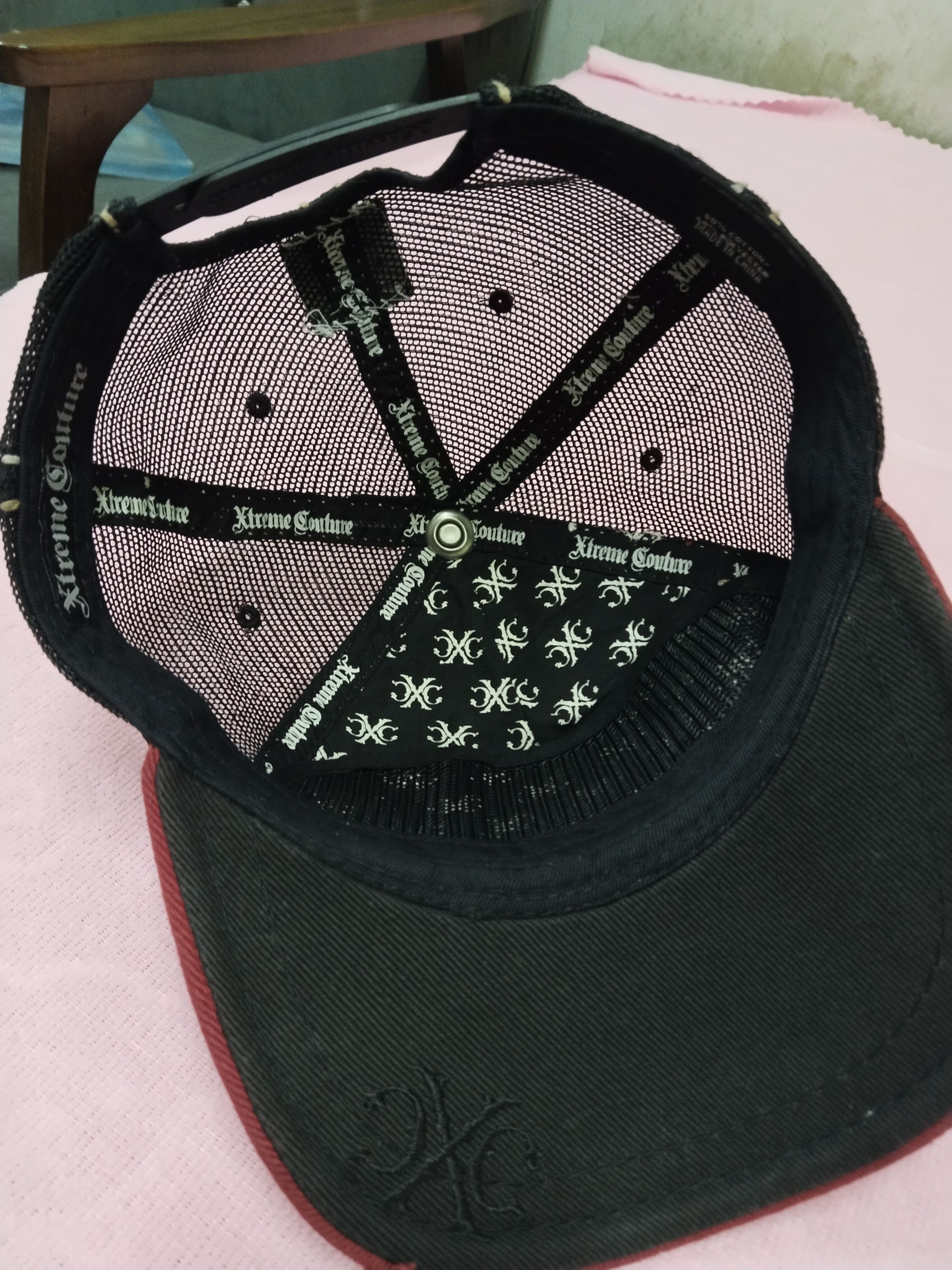 Japanese Brand XTREME COUTURE CXC AFFLICTION DISTRESSED TRUCKER HAT Size ONE SIZE - 7 Thumbnail